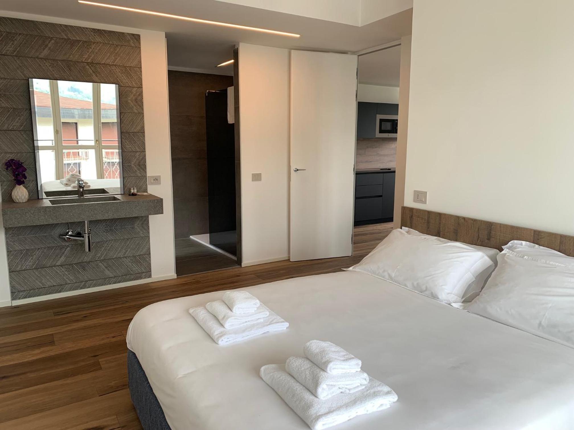 Apartment with Terrace - Photo 1