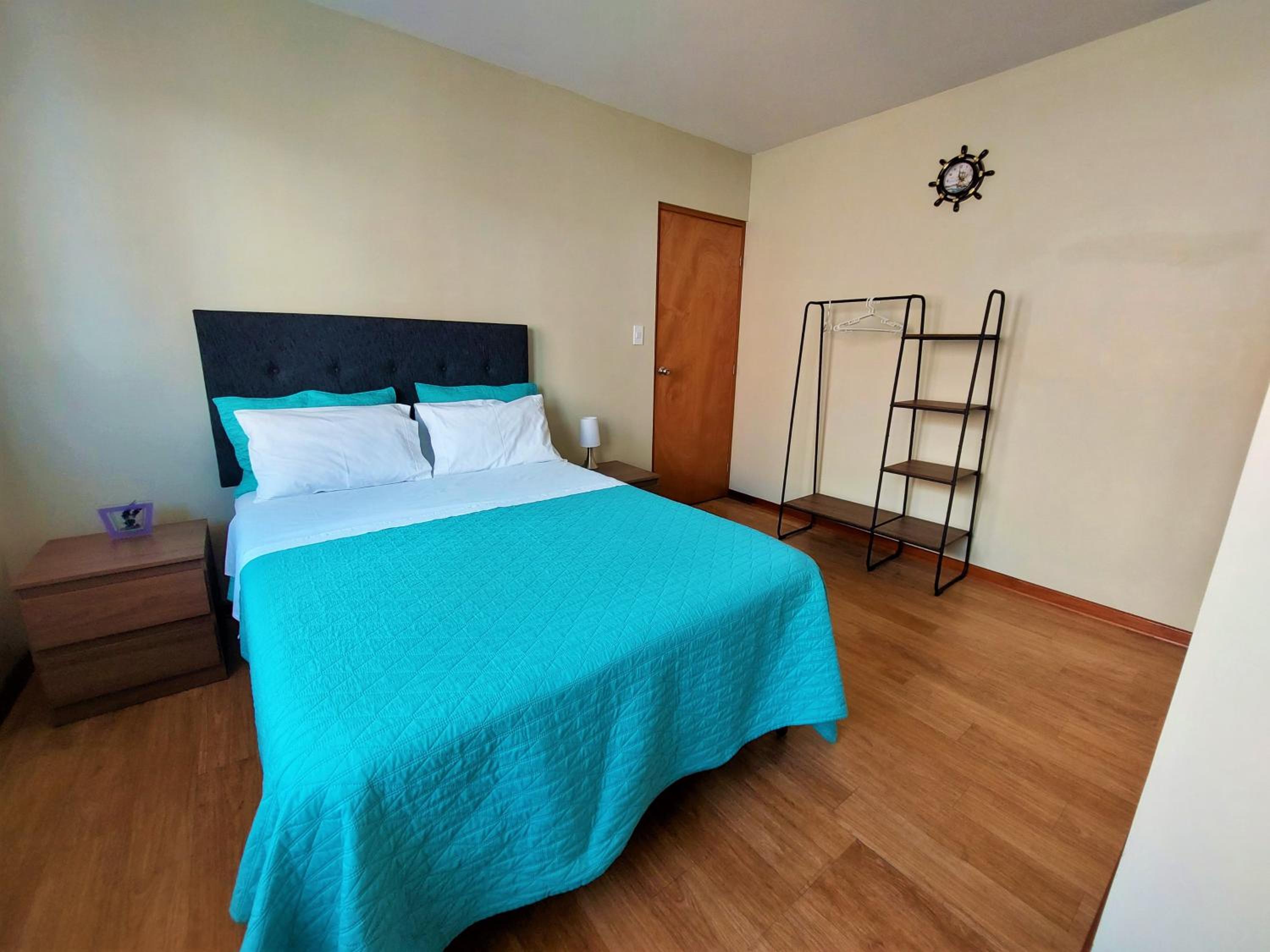 Family Room with Private Bathroom photo 1
