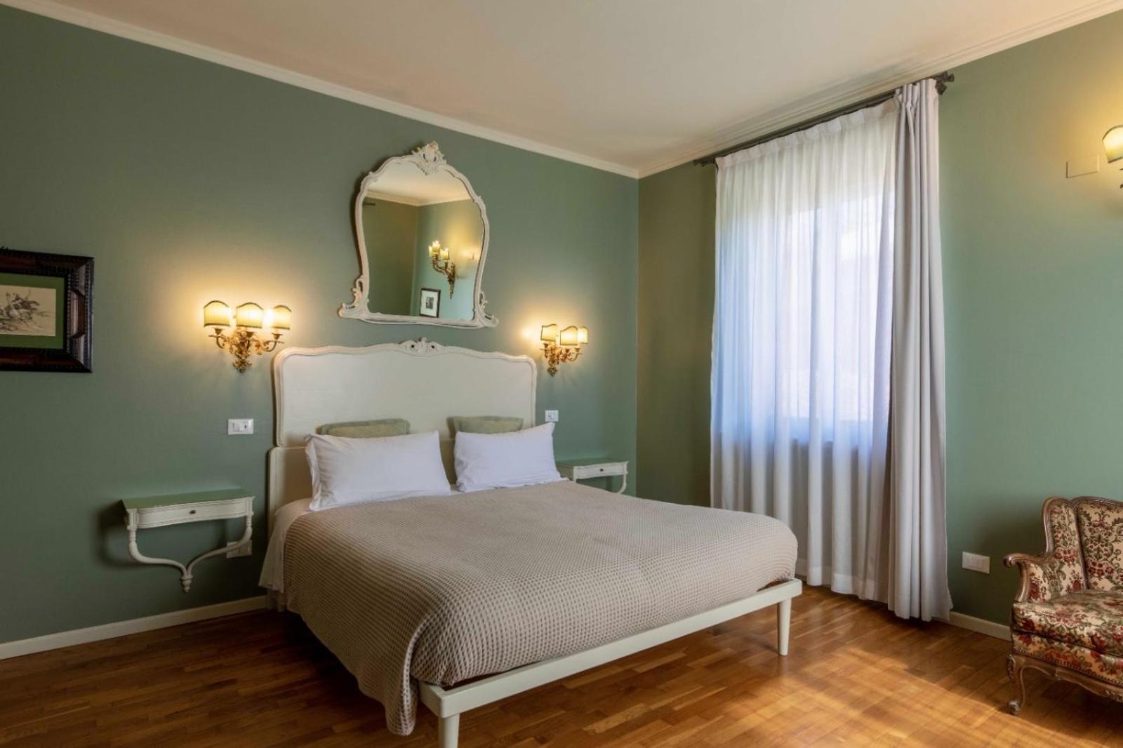 Double Room with Balcony photo 3