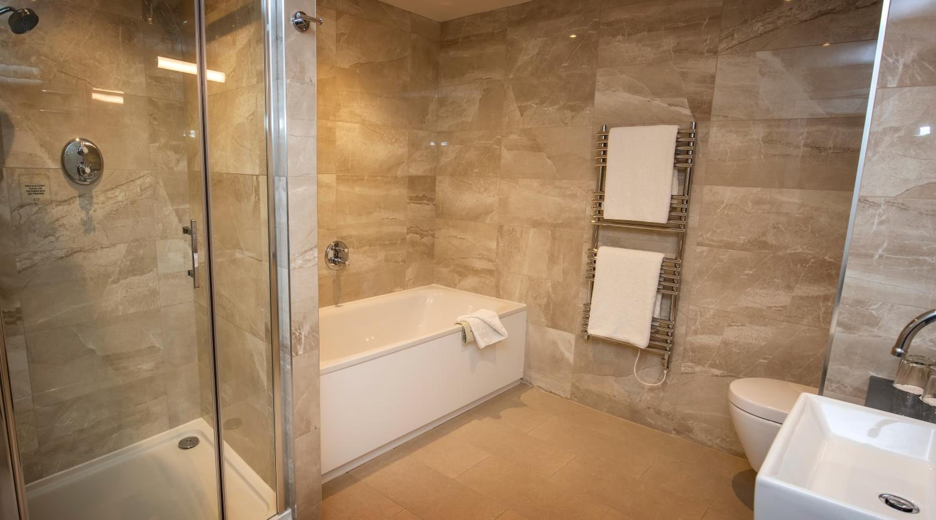 Double Room with Sea View - Photo 14