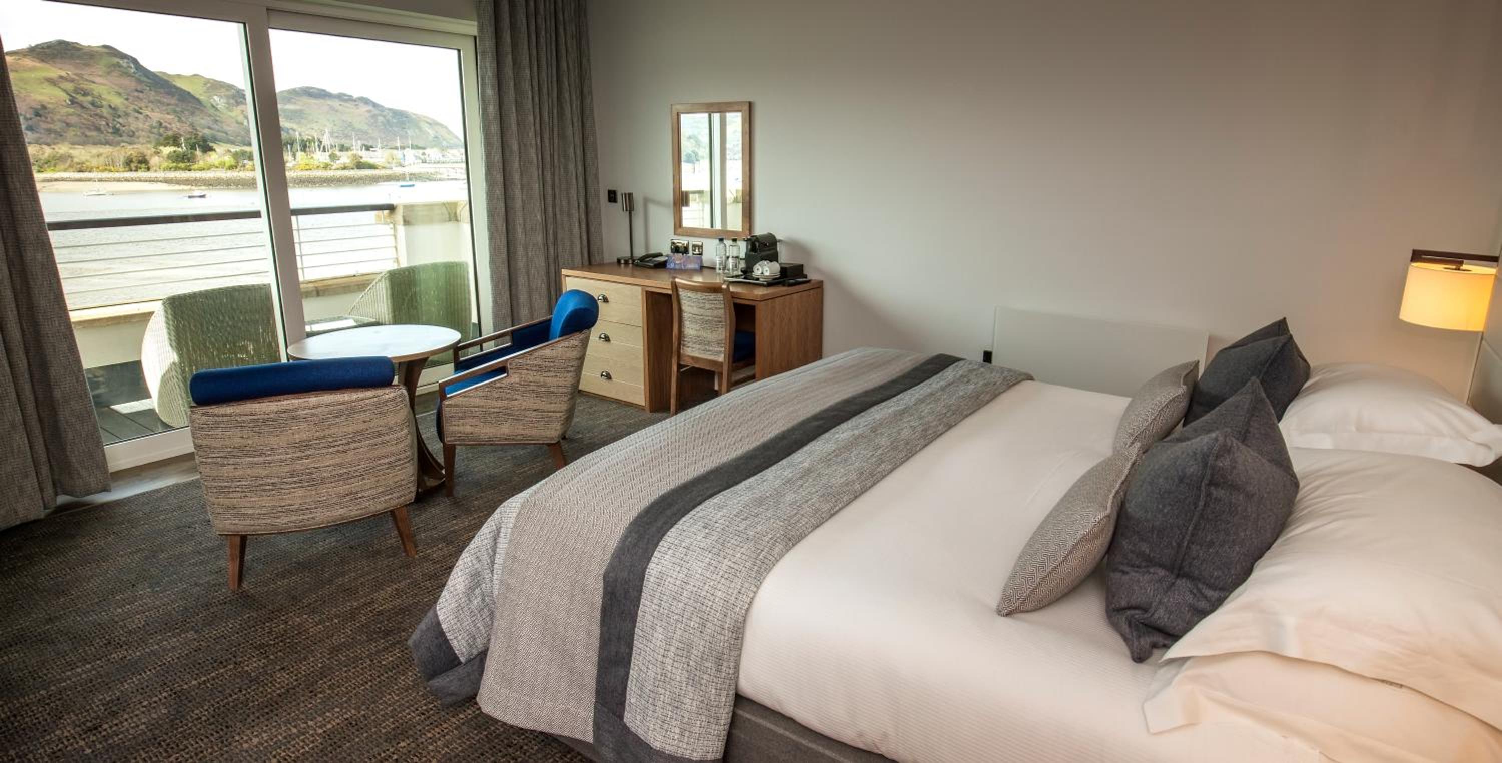 Double Room with Sea View - Photo 15