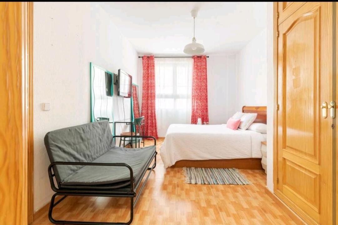 Habitación Doble con Baño Privado