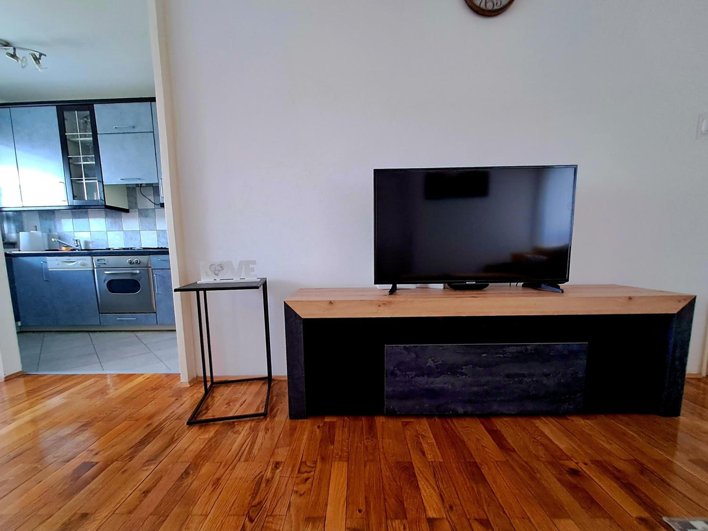Two-Bedroom Apartment - Photo 18