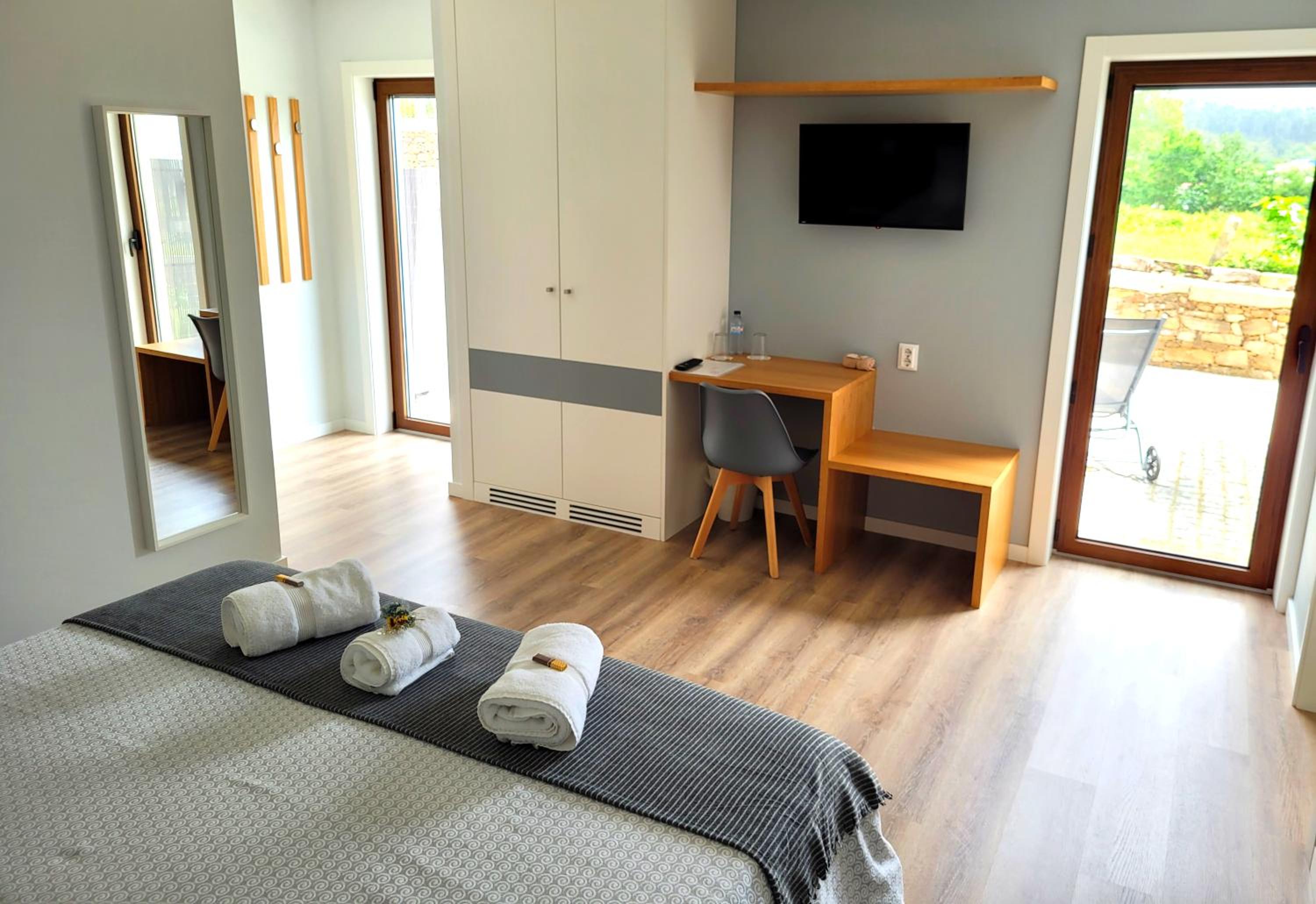 Suite with Mountain View photo 1