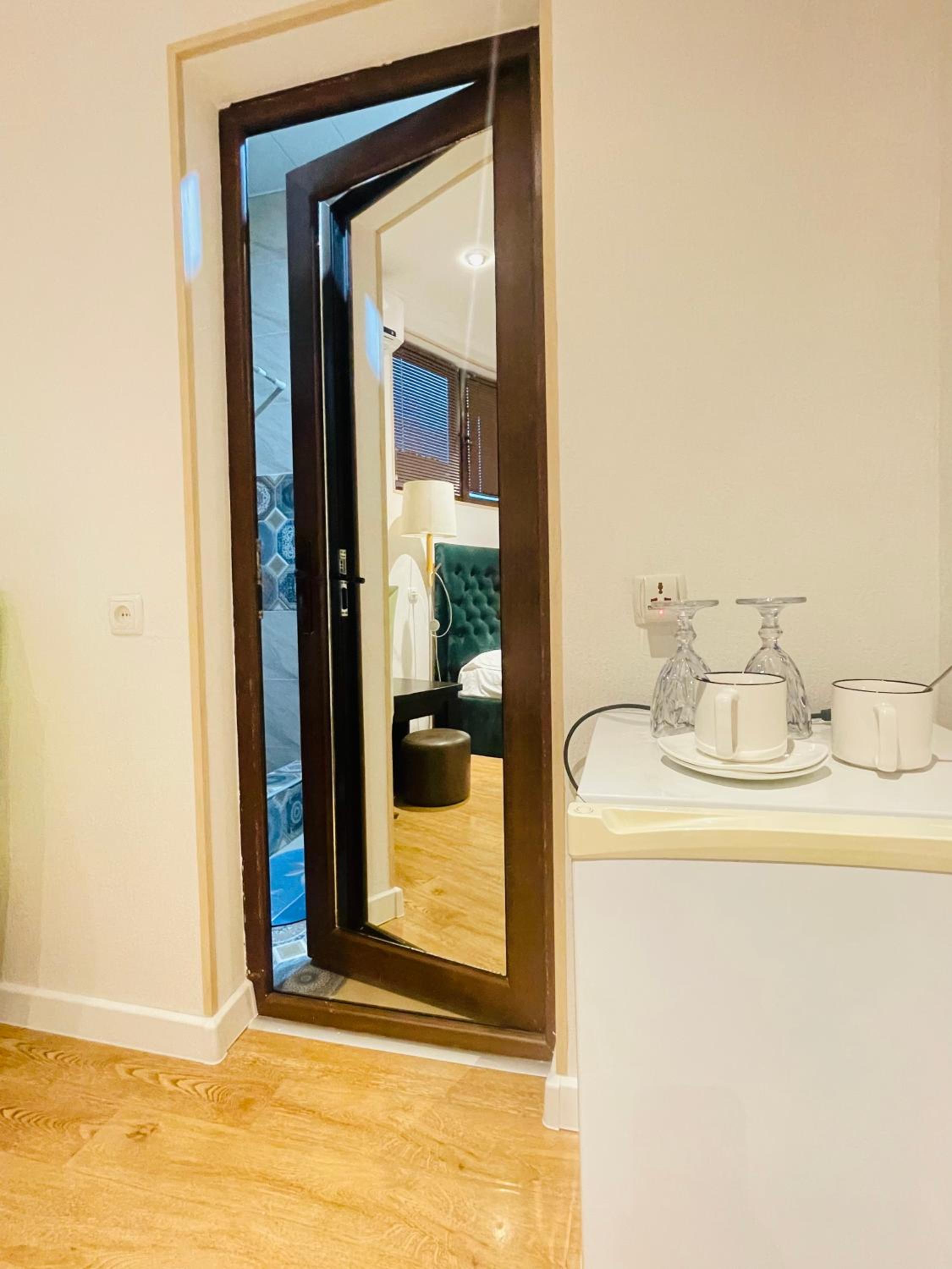 Deluxe Double Room with Bath photo 3