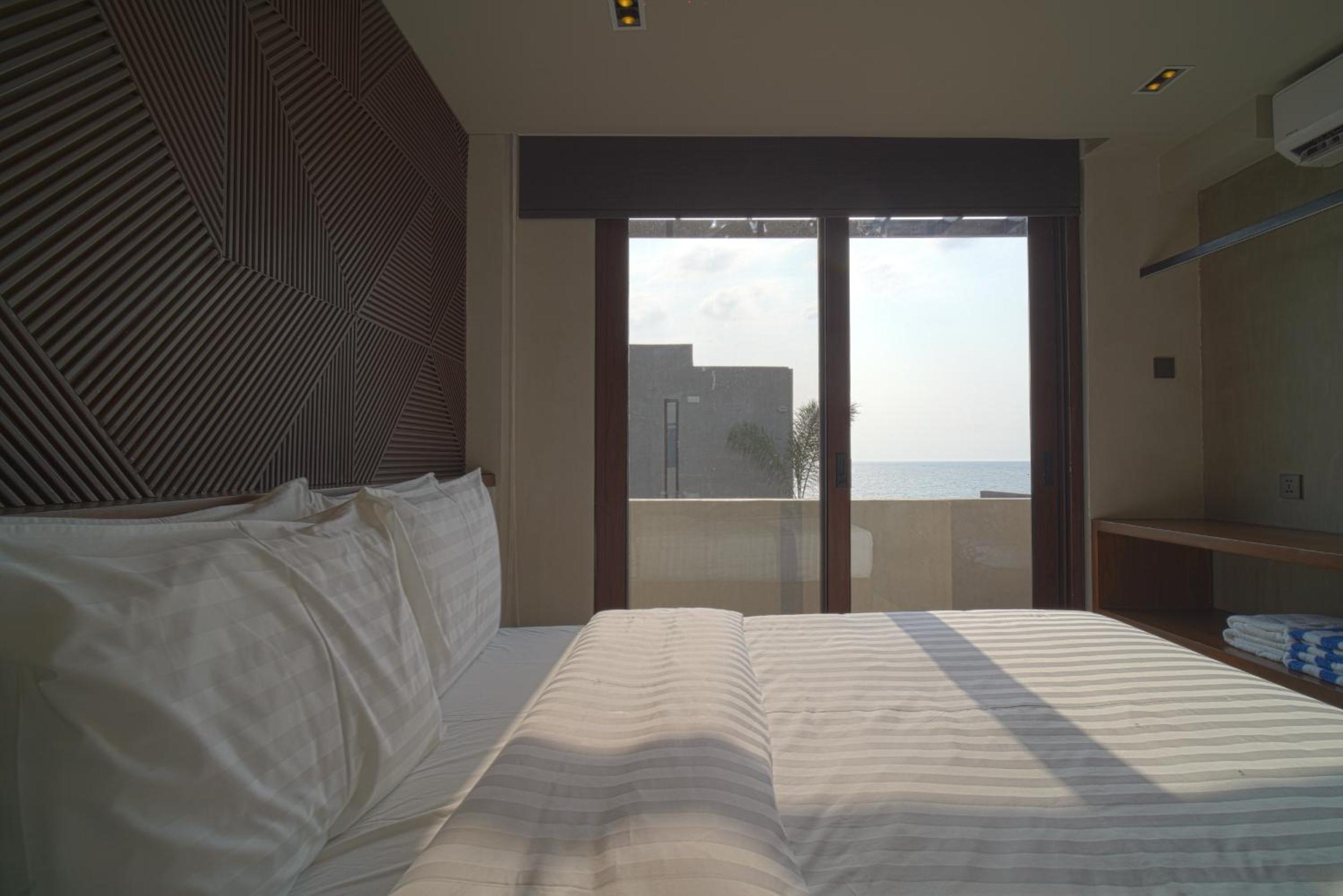 Villa photo 2