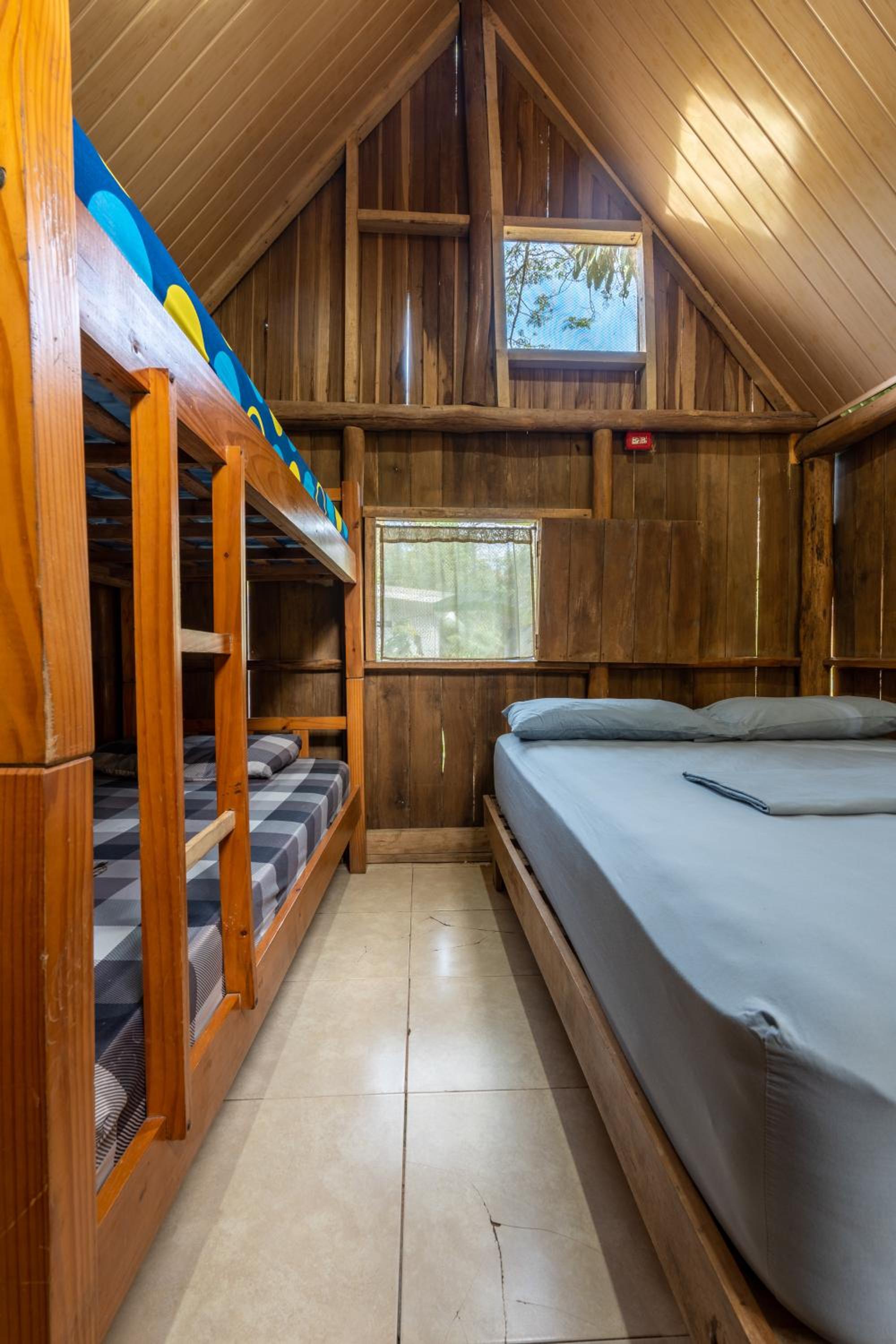 Bungalow  (4 Adults) photo 3