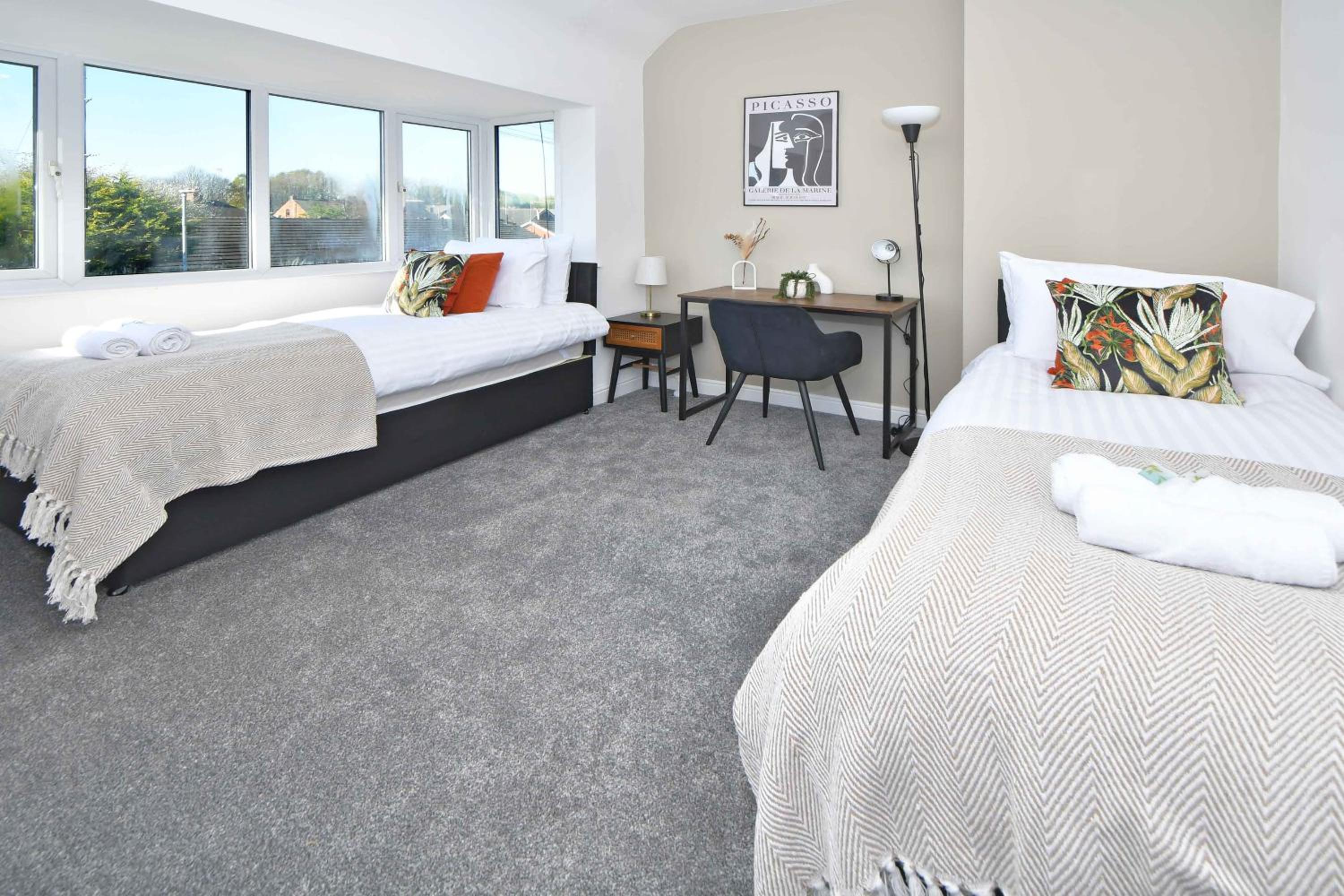 Three-Bedroom House photo 1