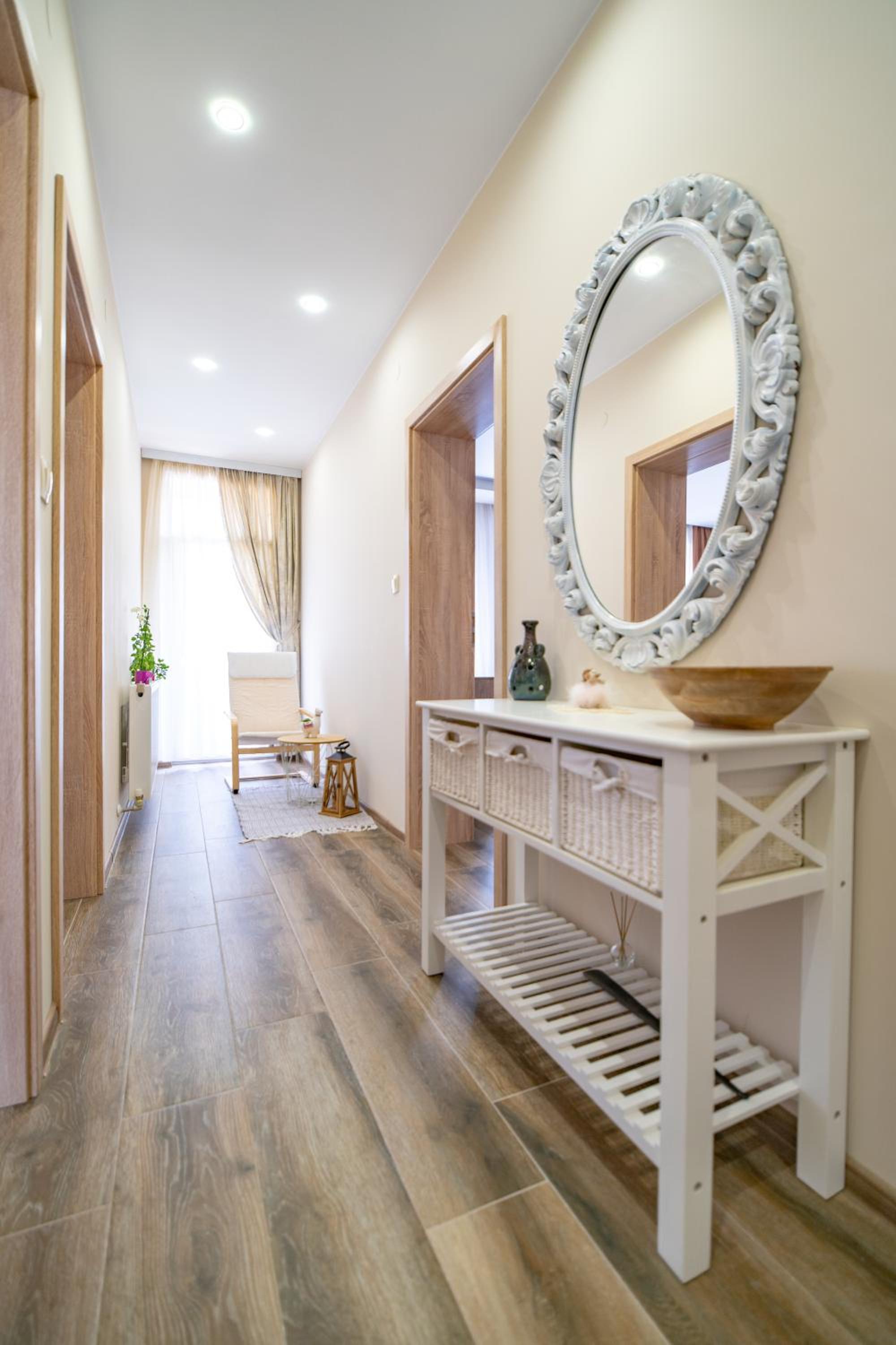 Two-Bedroom Apartment - Photo 2