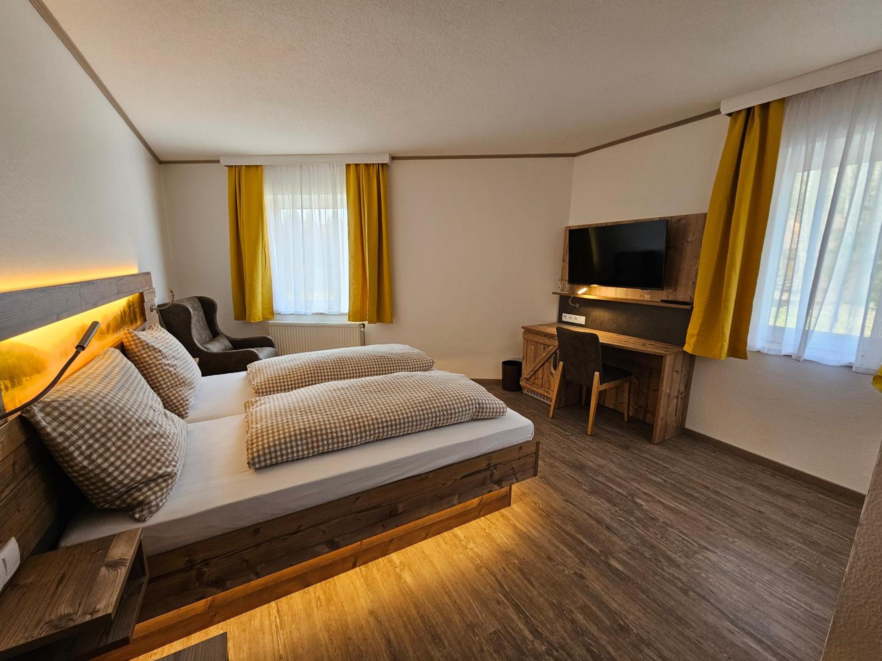 Superior Double Room - Photo 3