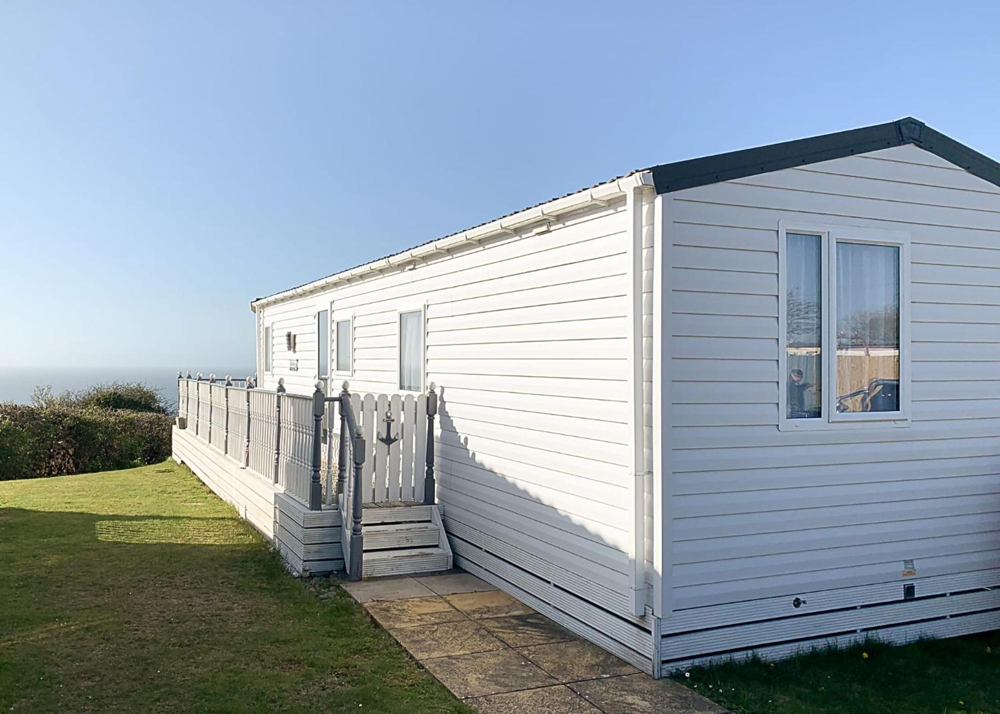 Mobile Home photo 3