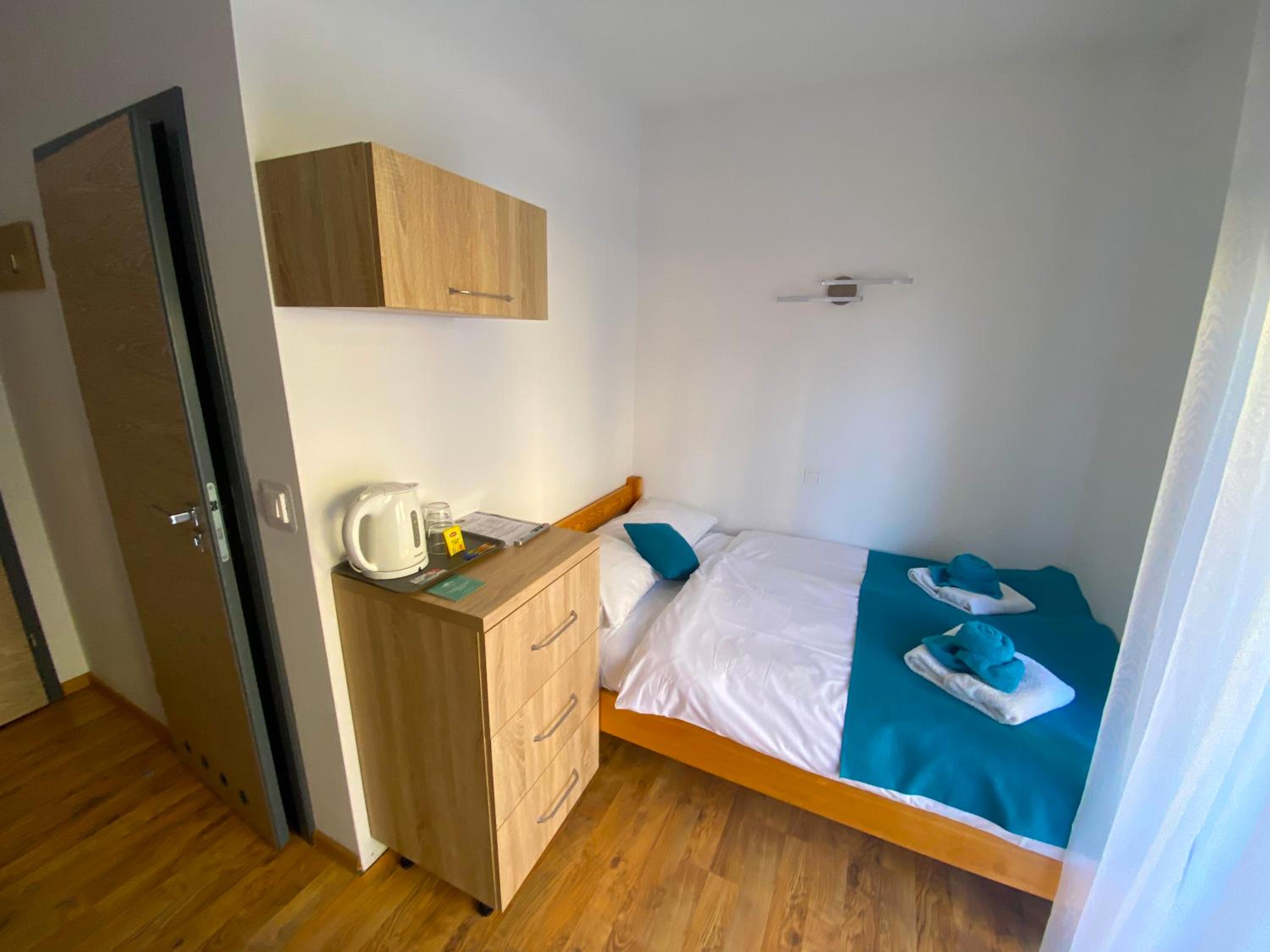Triple Room with Private Bathroom photo 1