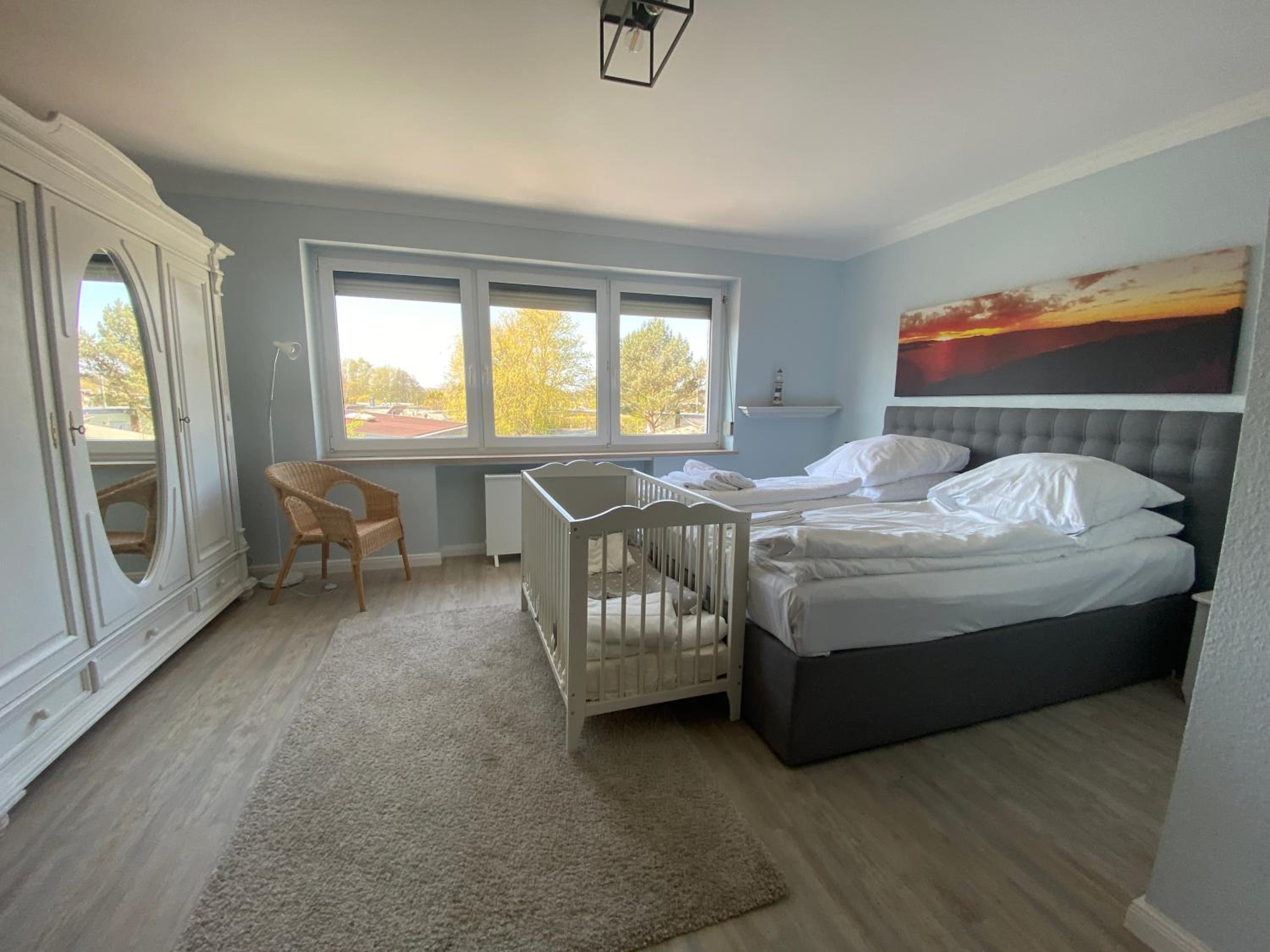 One-Bedroom Apartment - Photo 29