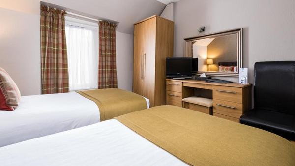 Standard Twin Room - Photo 2