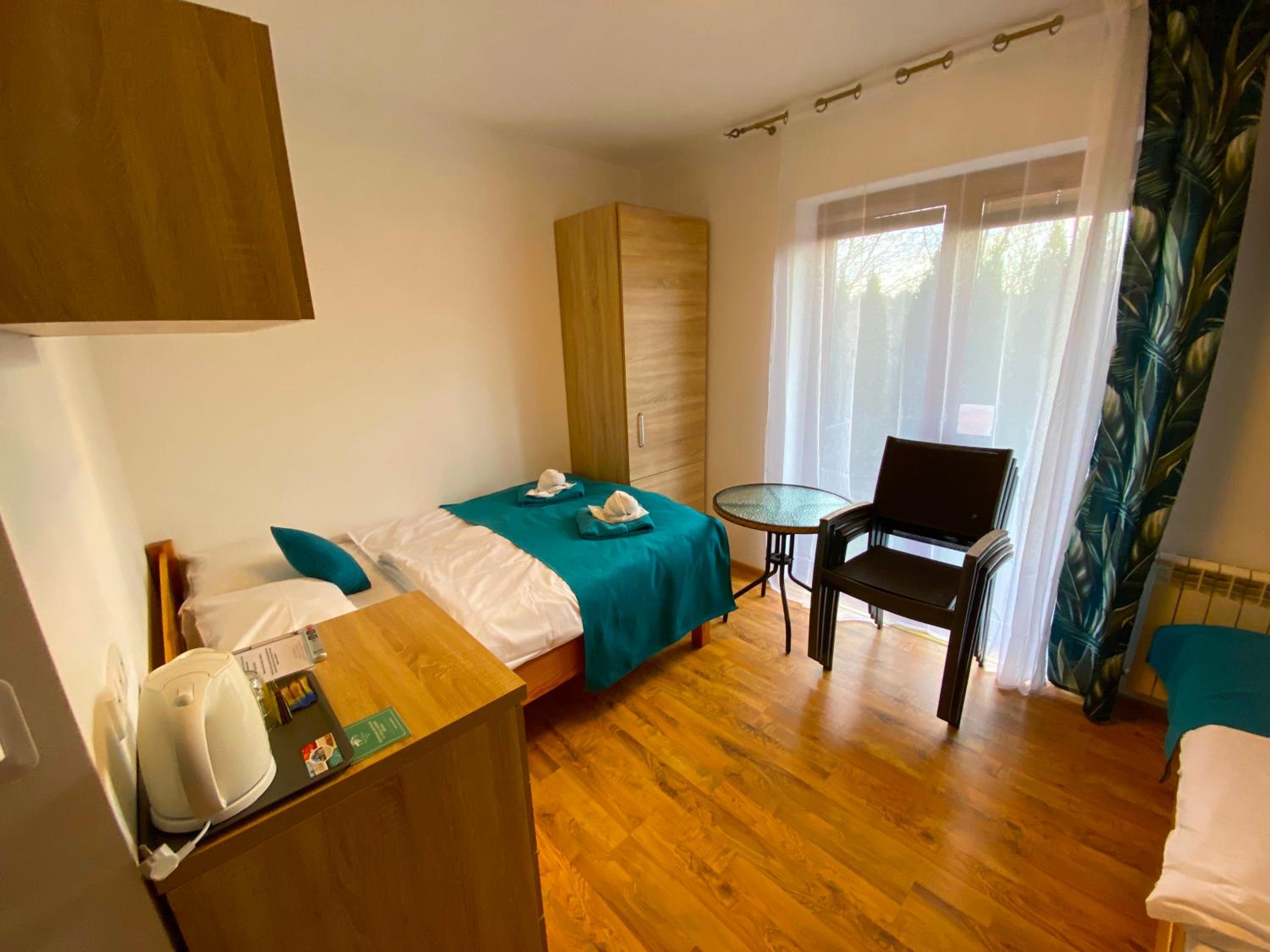 Quadruple Room with Bathroom photo 2