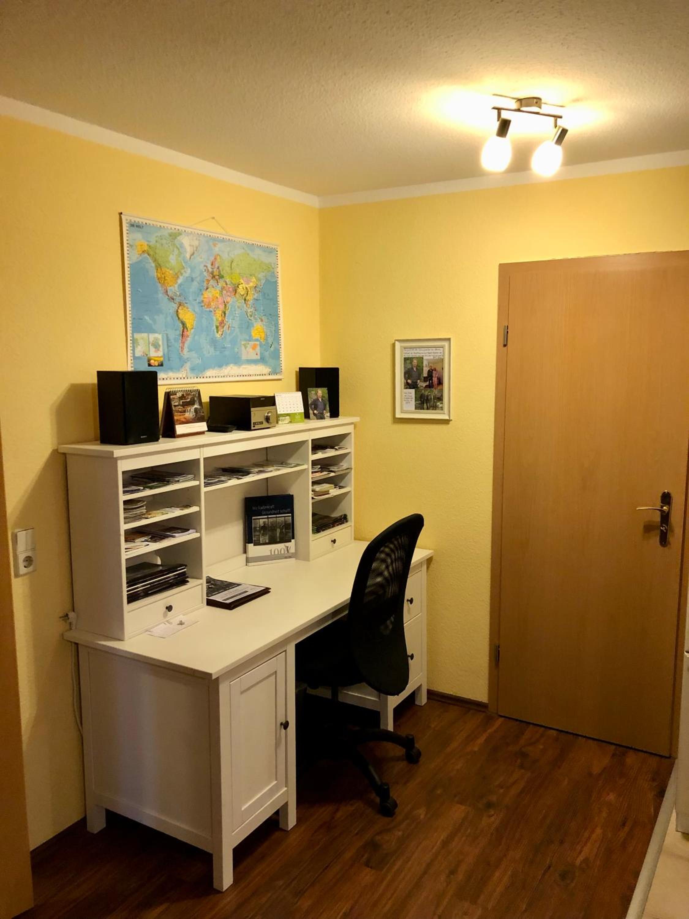 One-Bedroom Apartment photo 3