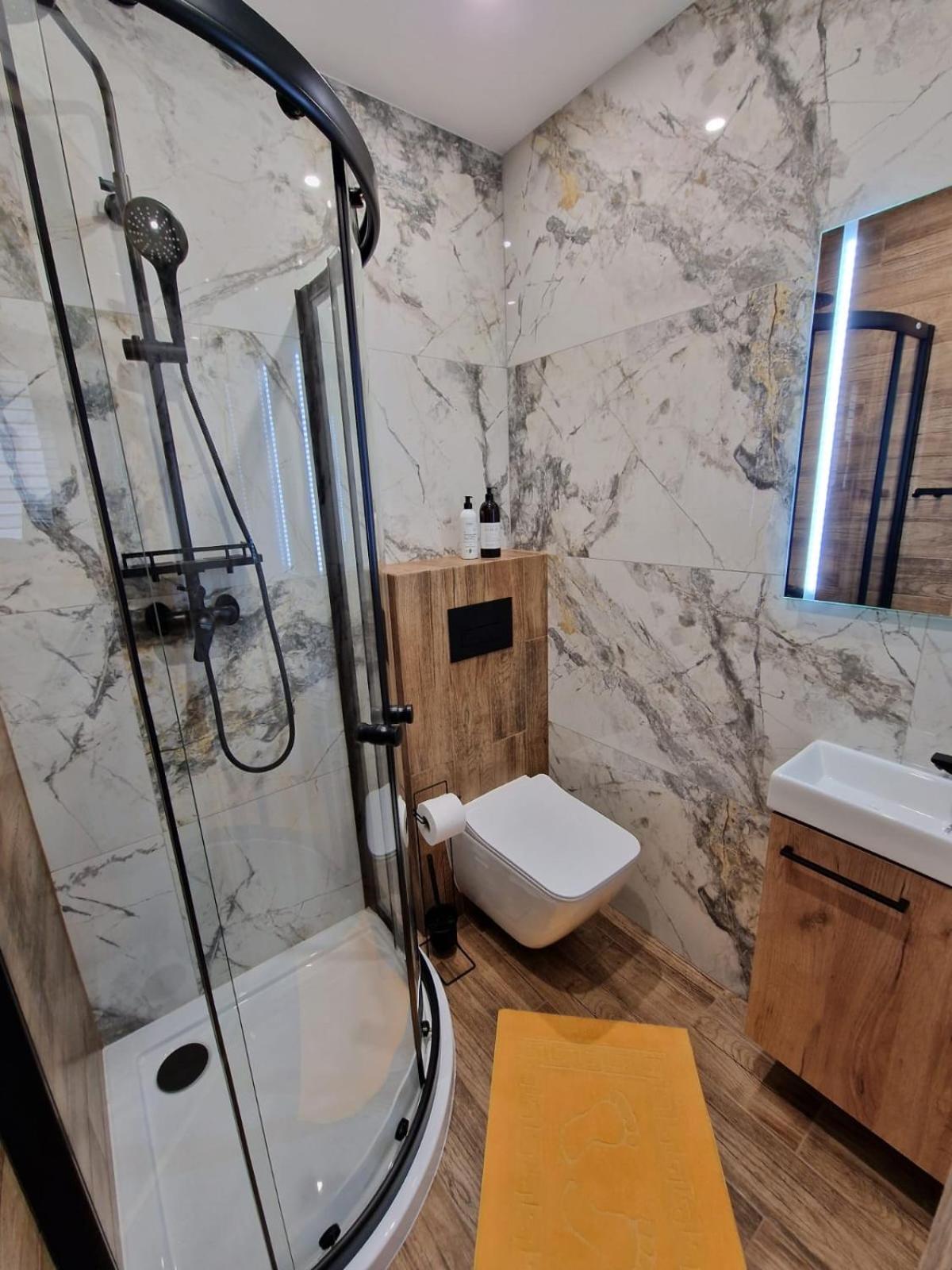 Large Double Room photo 2
