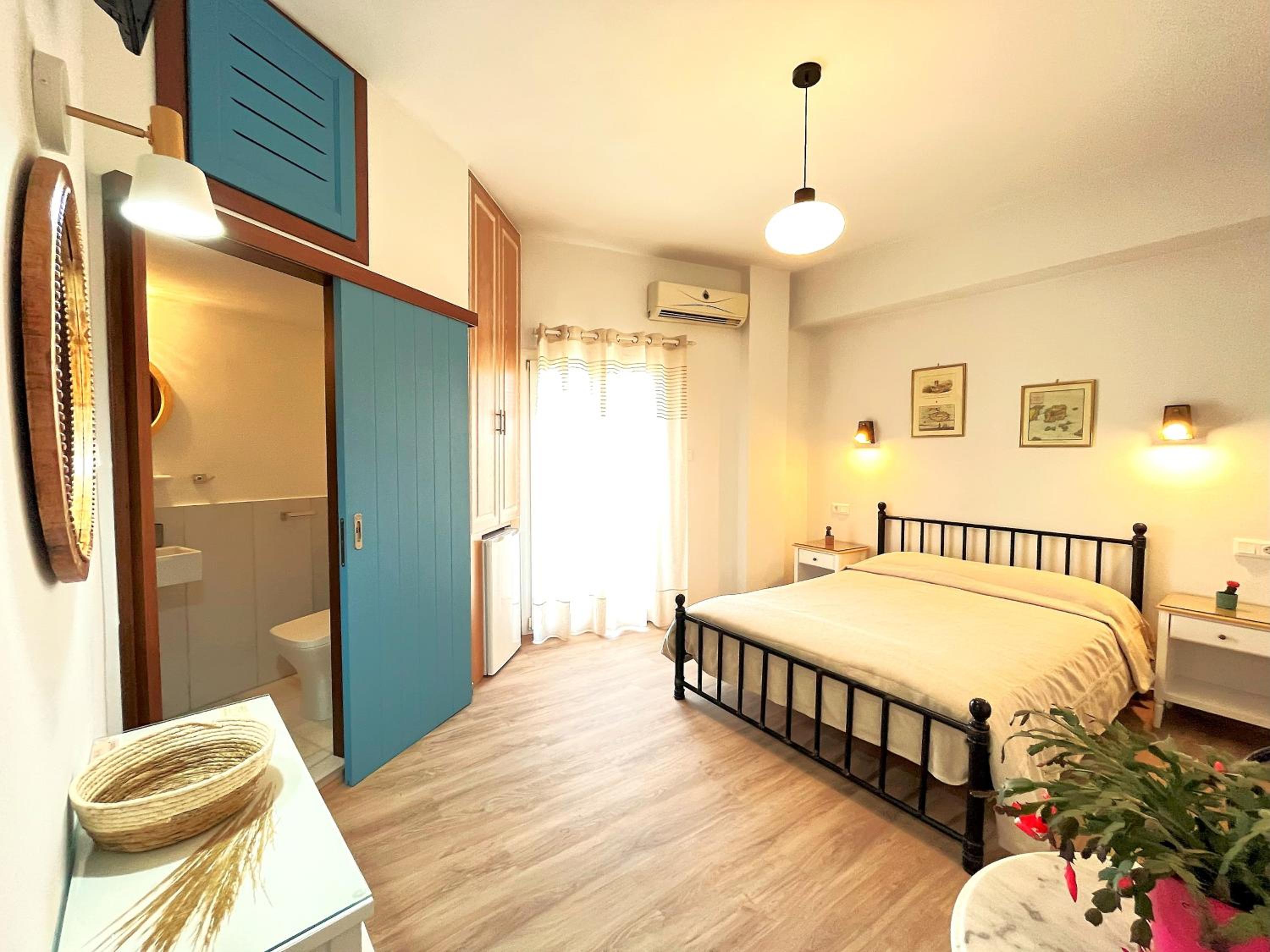 Triple Room with City View photo 3