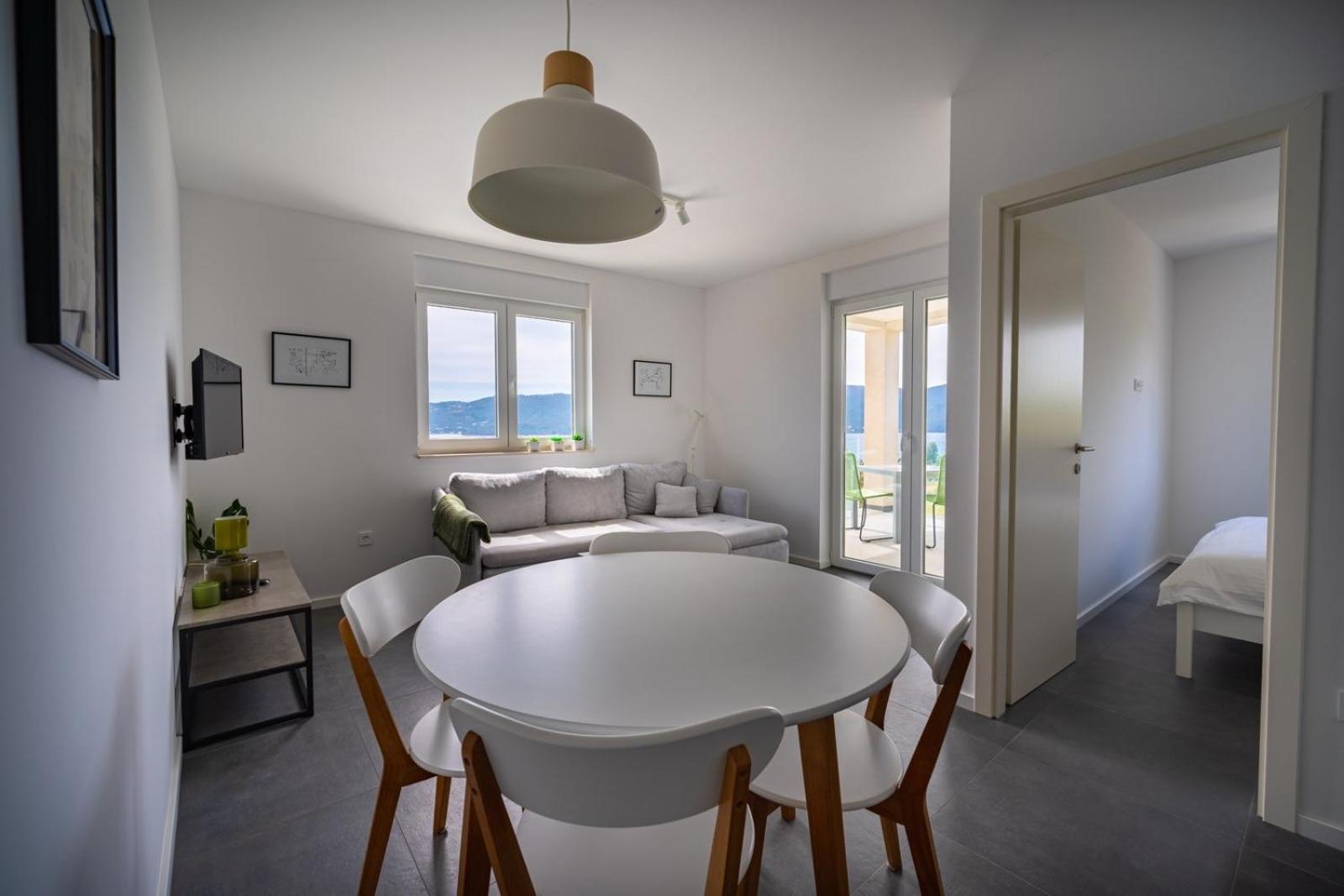 Apartment with Sea View photo 1