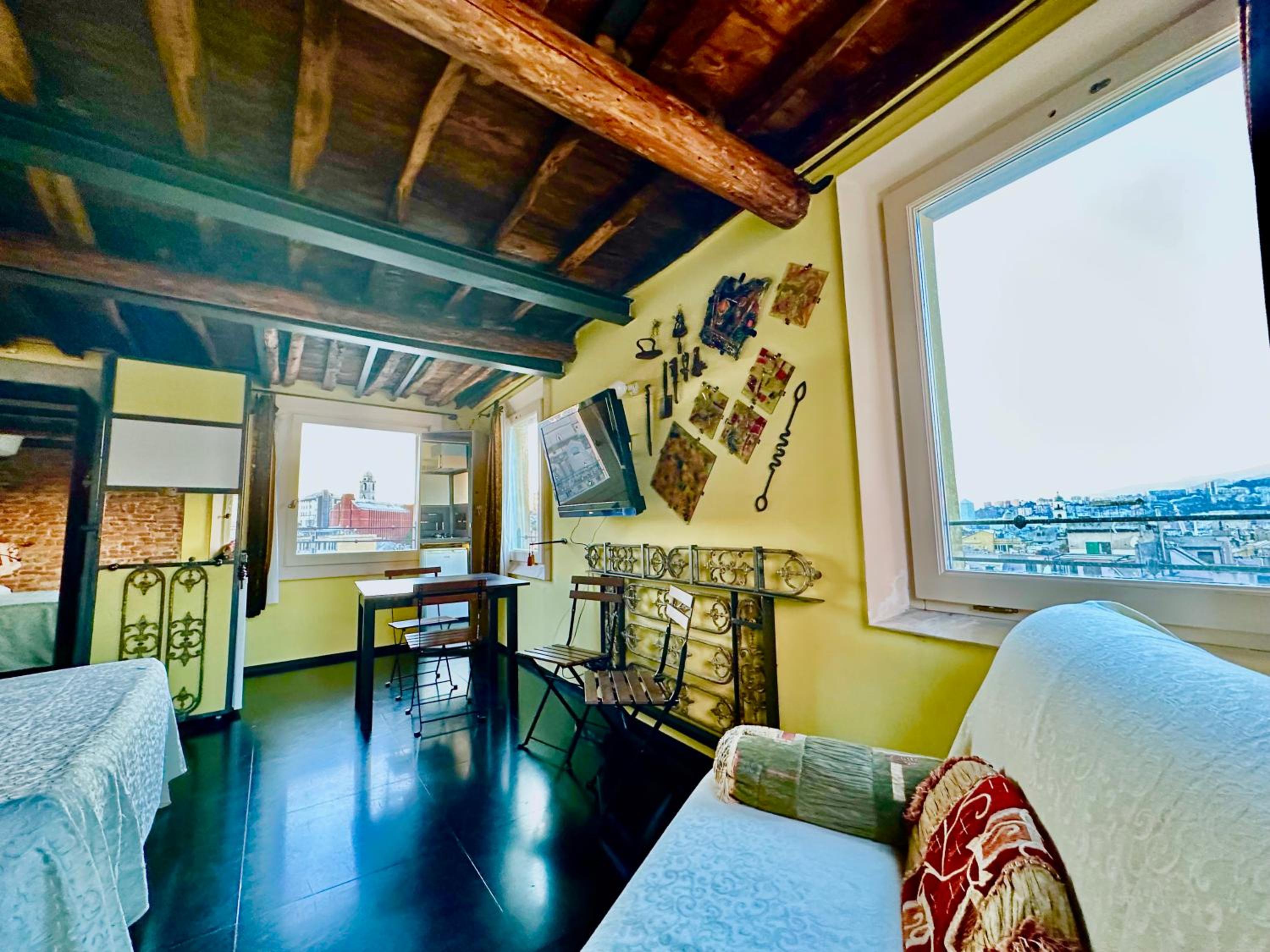 Penthouse Studio with City View - Photo 5