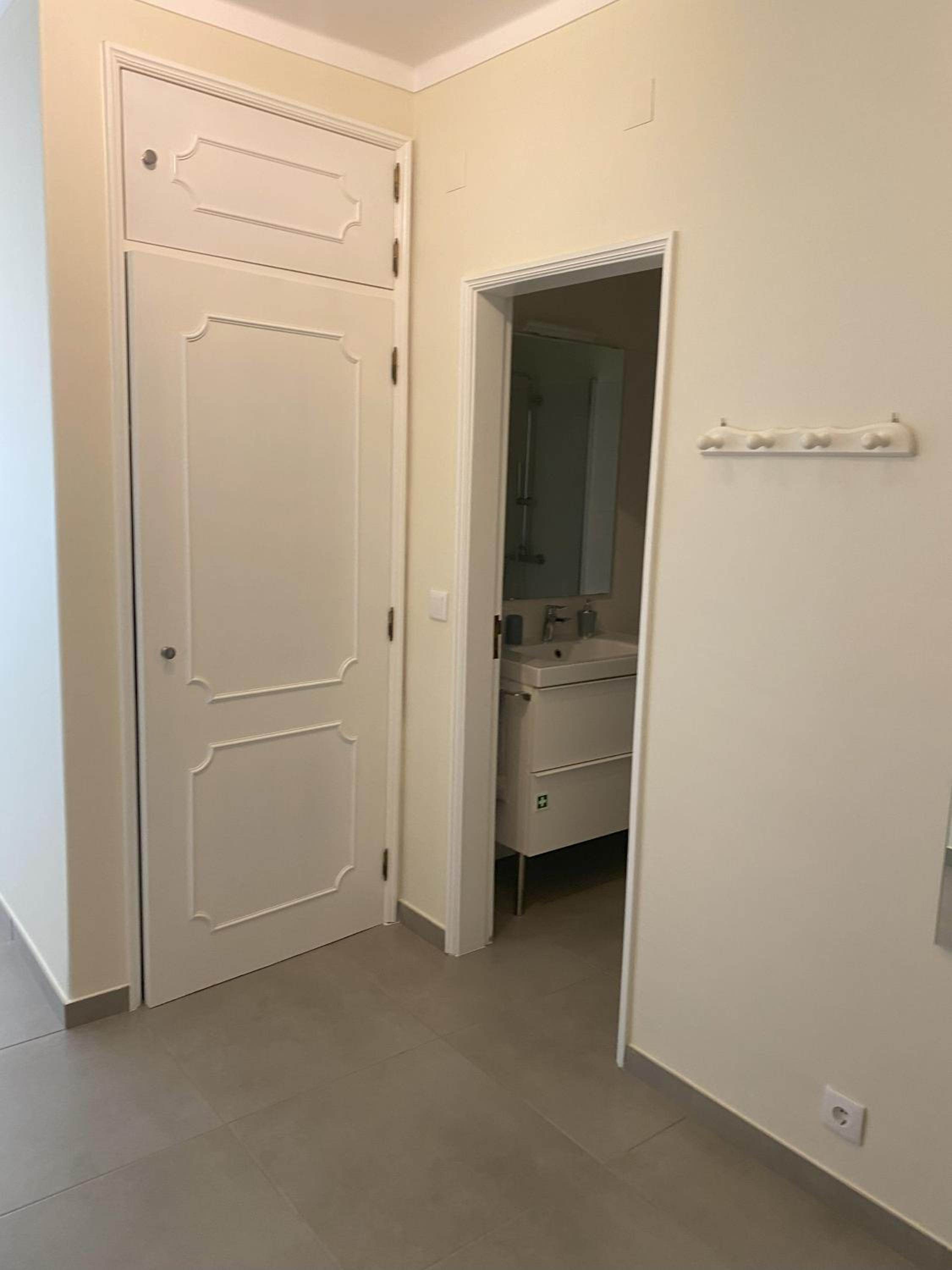 Two-Bedroom Apartment photo 3
