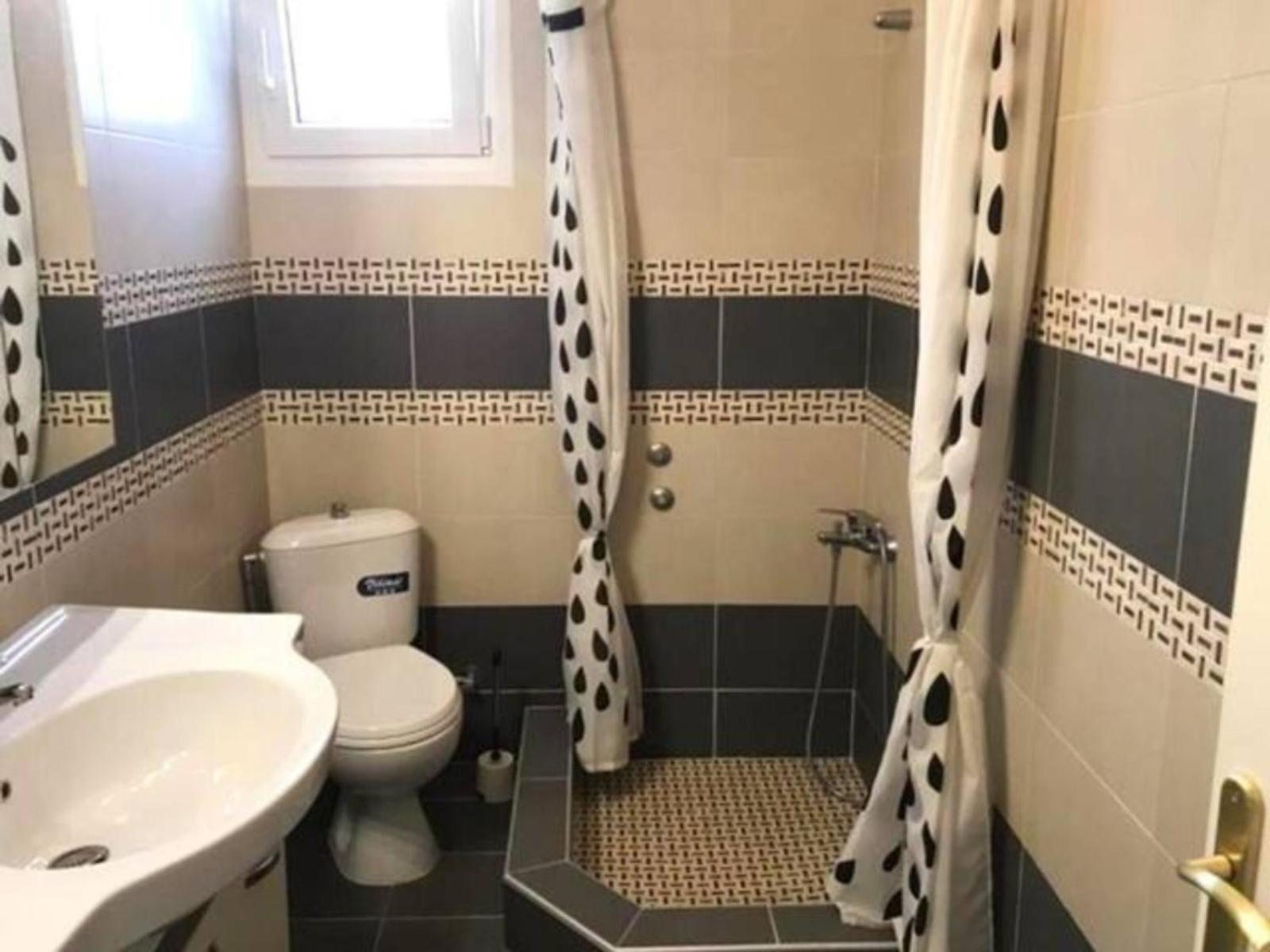 Two-Bedroom House photo 3