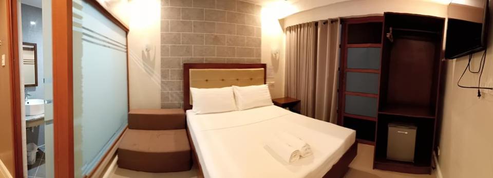Queen Room - Photo 1