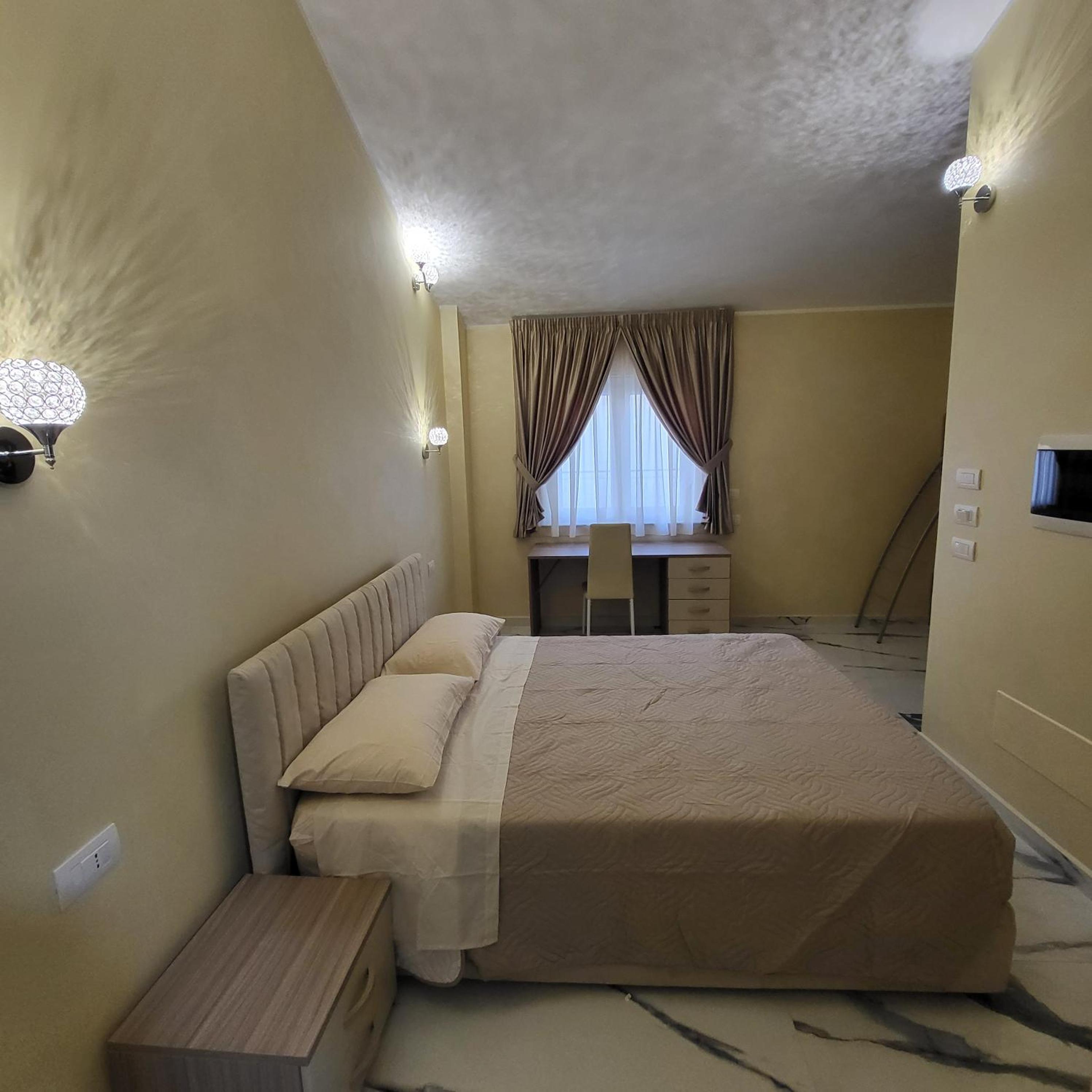 Deluxe Double or Twin Room photo 3