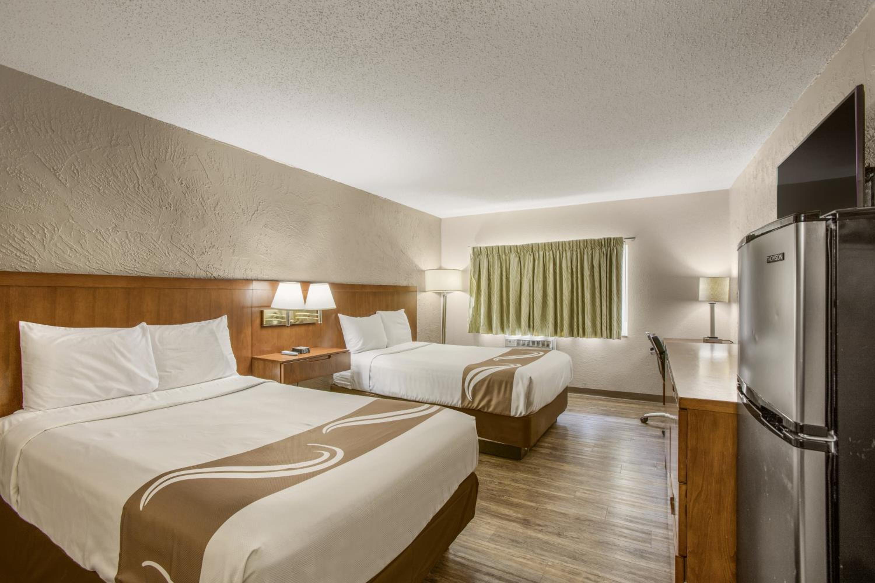 Double Room With Two Double Beds - Non-Smoking photo 3