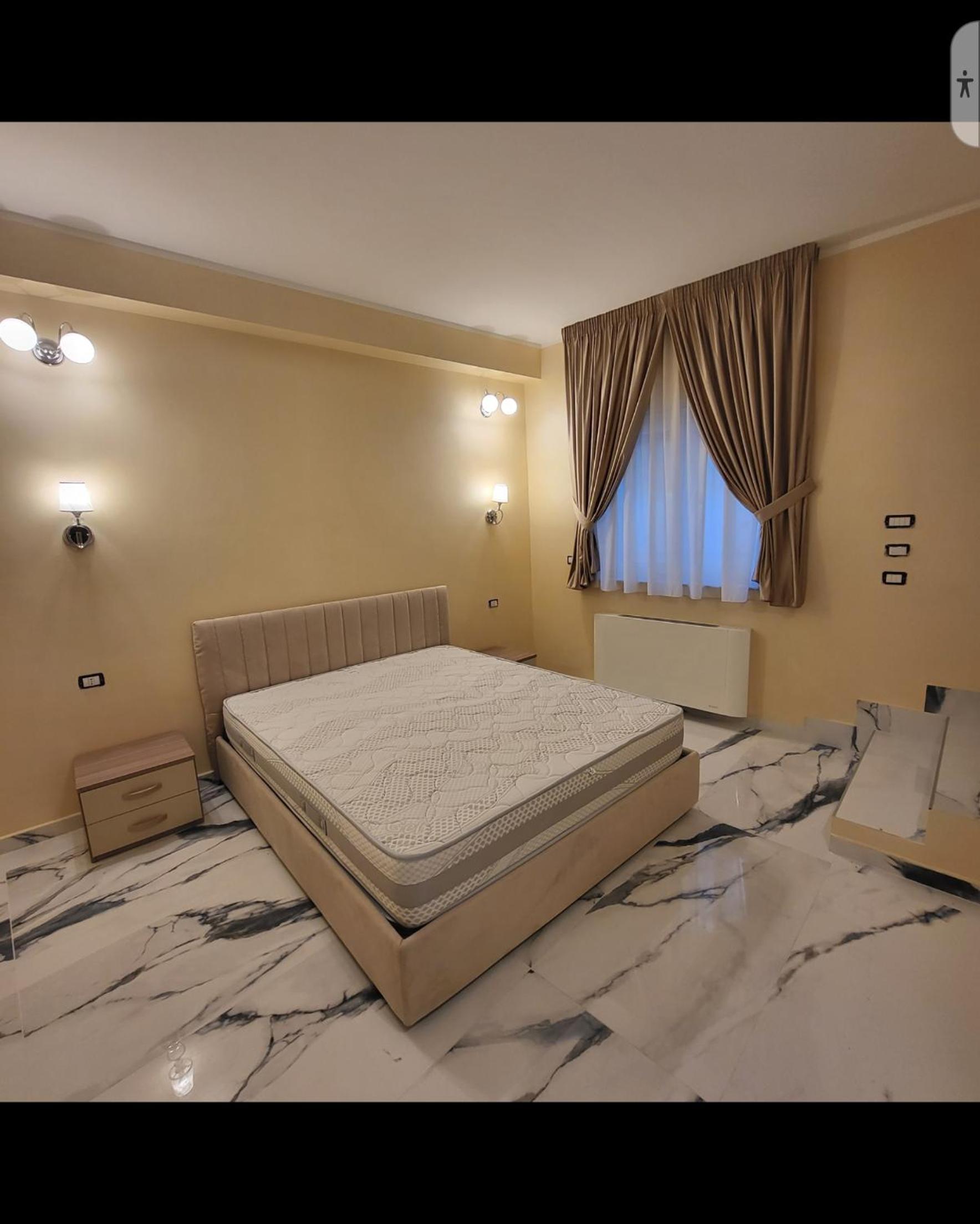 Large Double Room photo 1