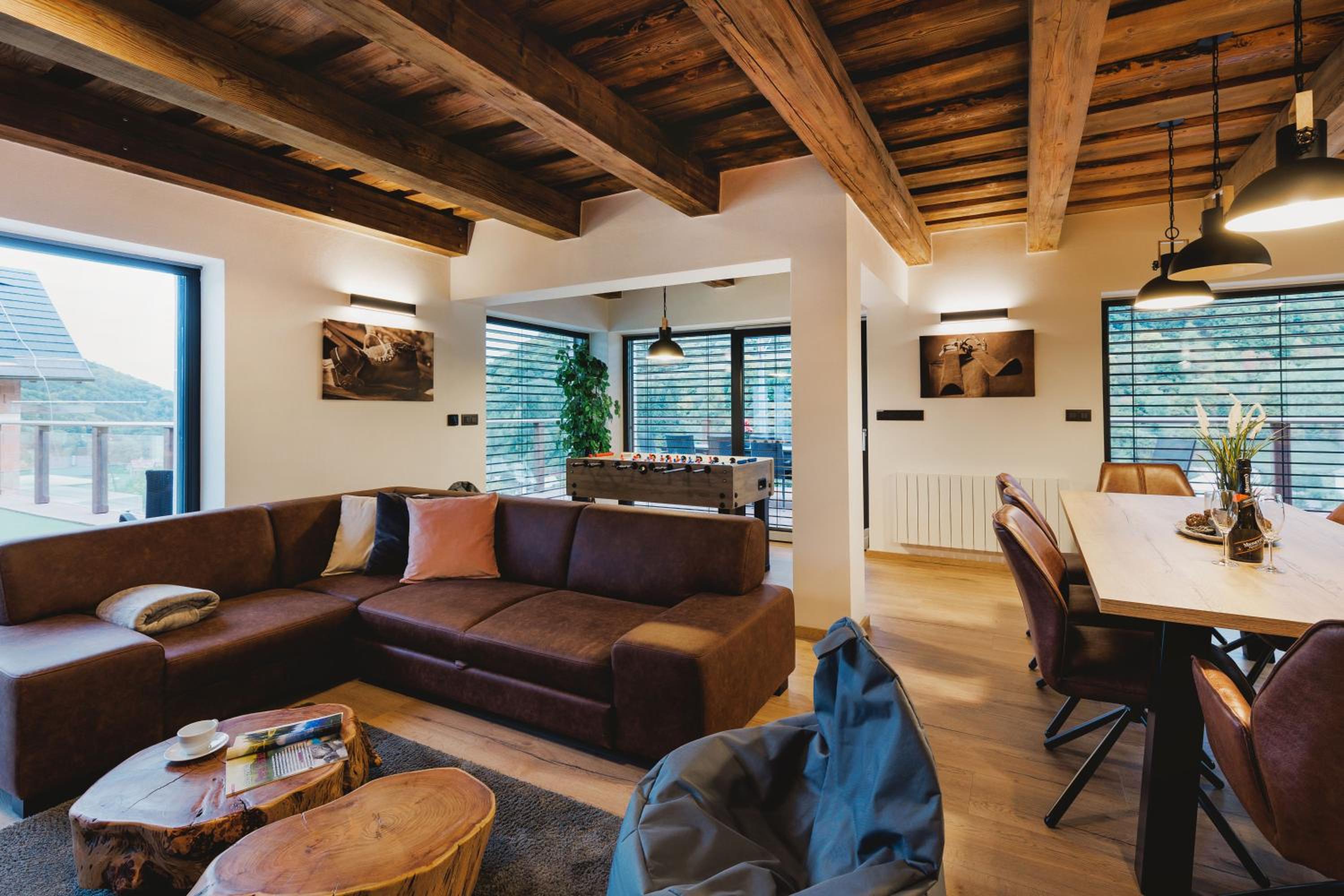 Apartment With Mountain View photo 1