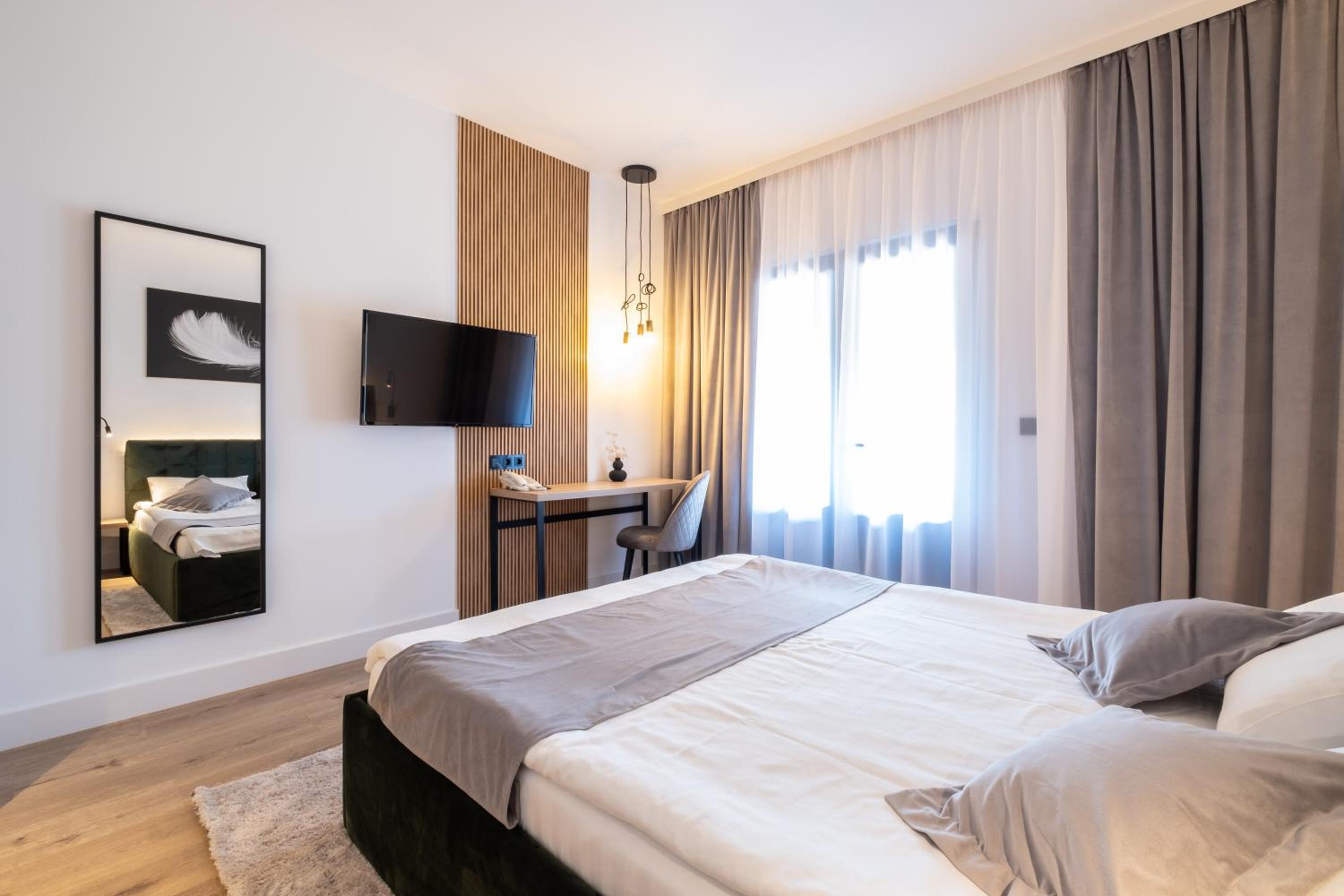 Double Room - Photo 1
