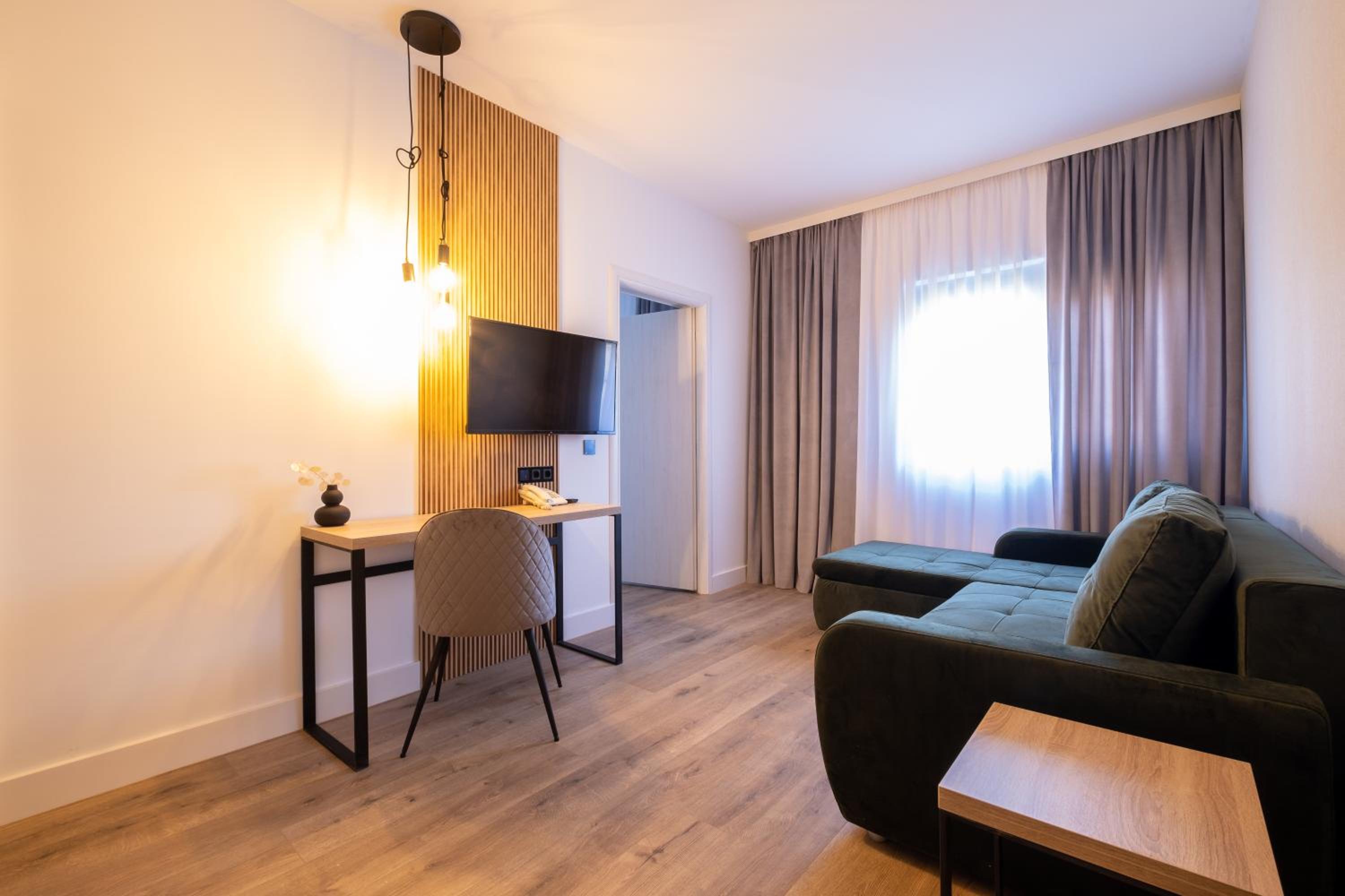 Two-Bedroom Apartment - Photo 2