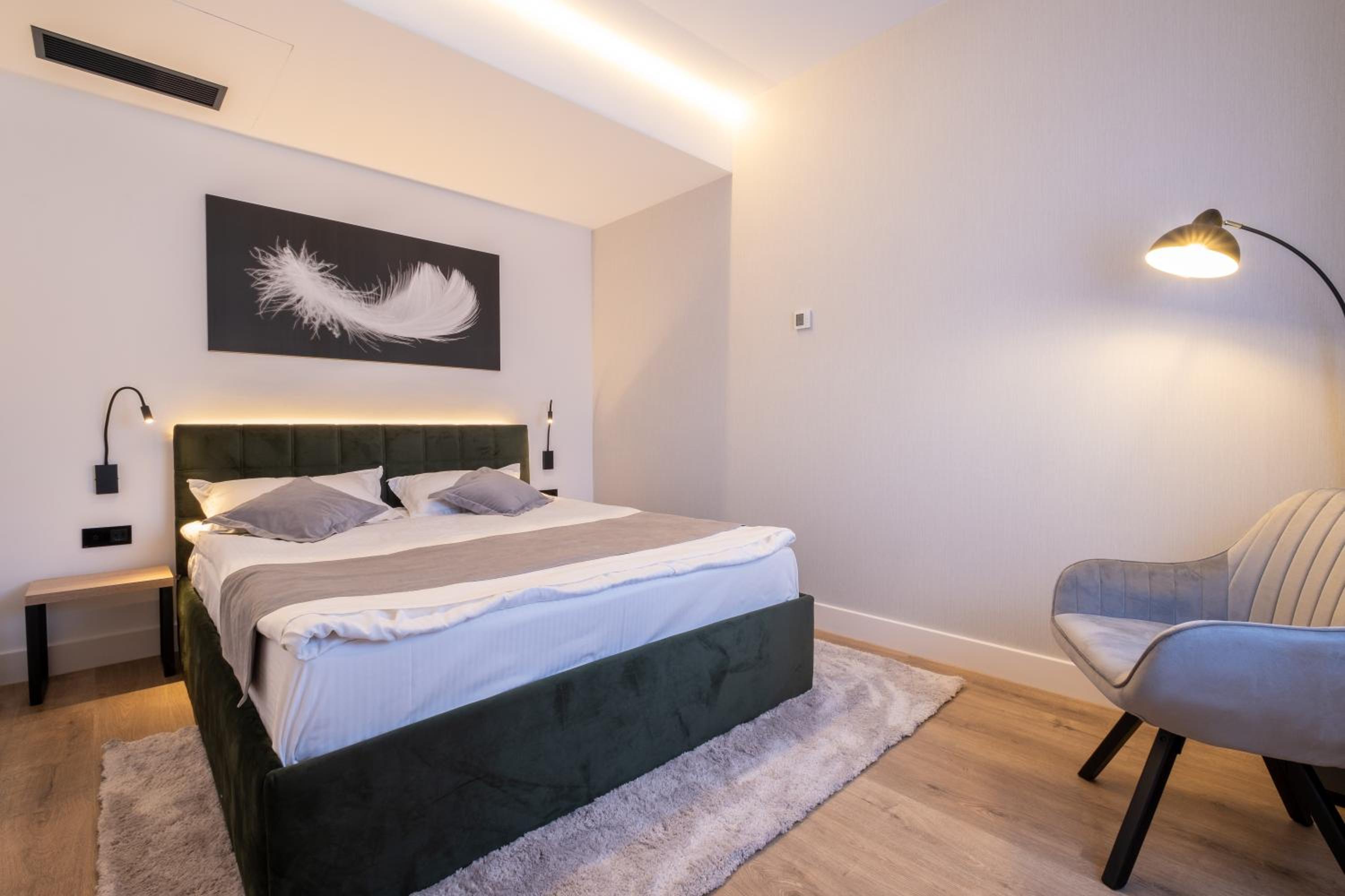 Two-Bedroom Apartment - Photo 4