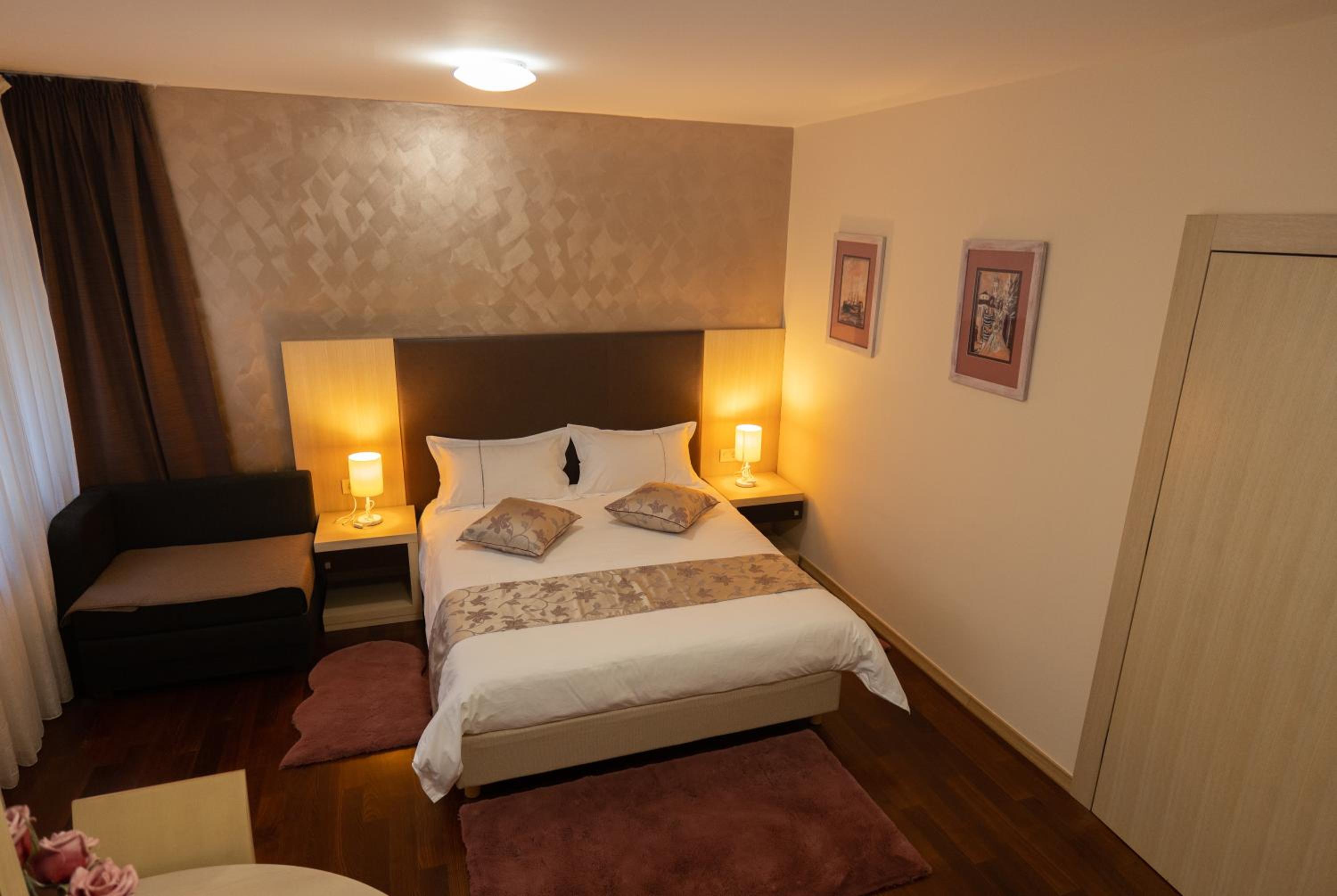 Deluxe Double Room photo 1