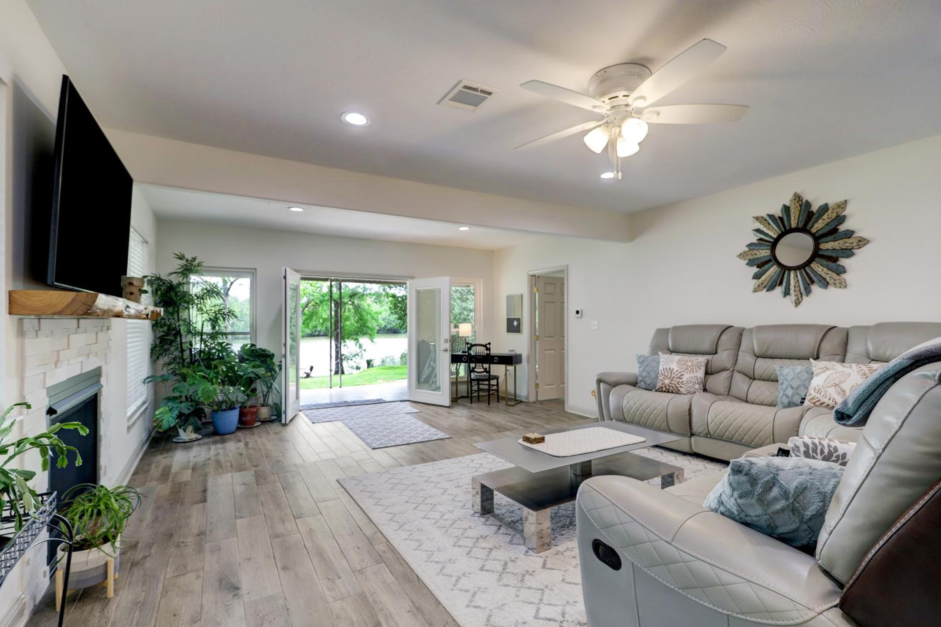 Two-Bedroom House photo 1