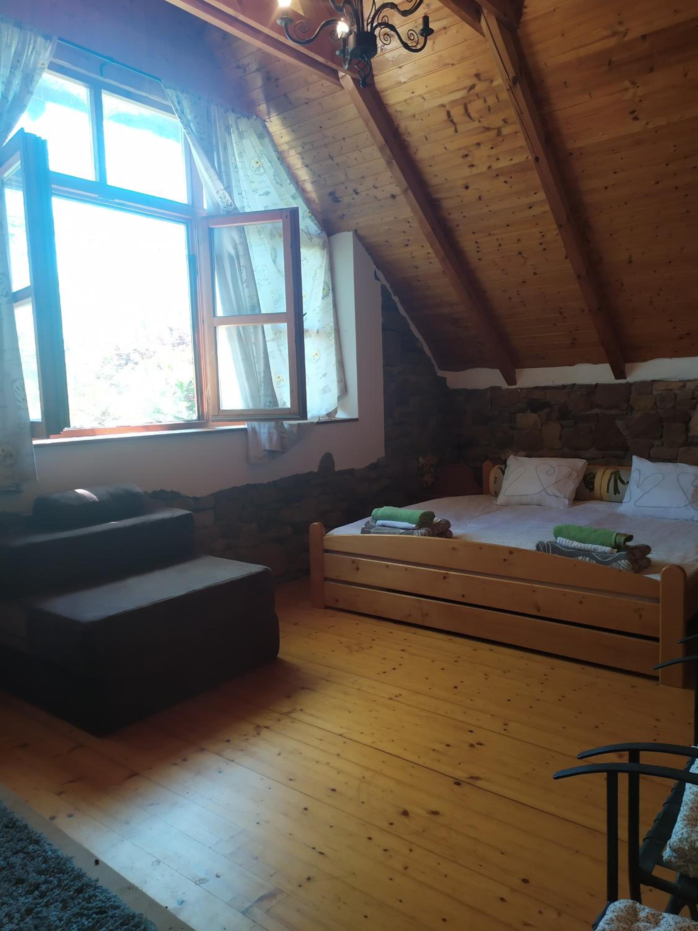 Apartment with Mountain View photo 1