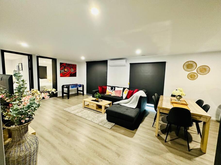 Four-Bedroom House photo 1