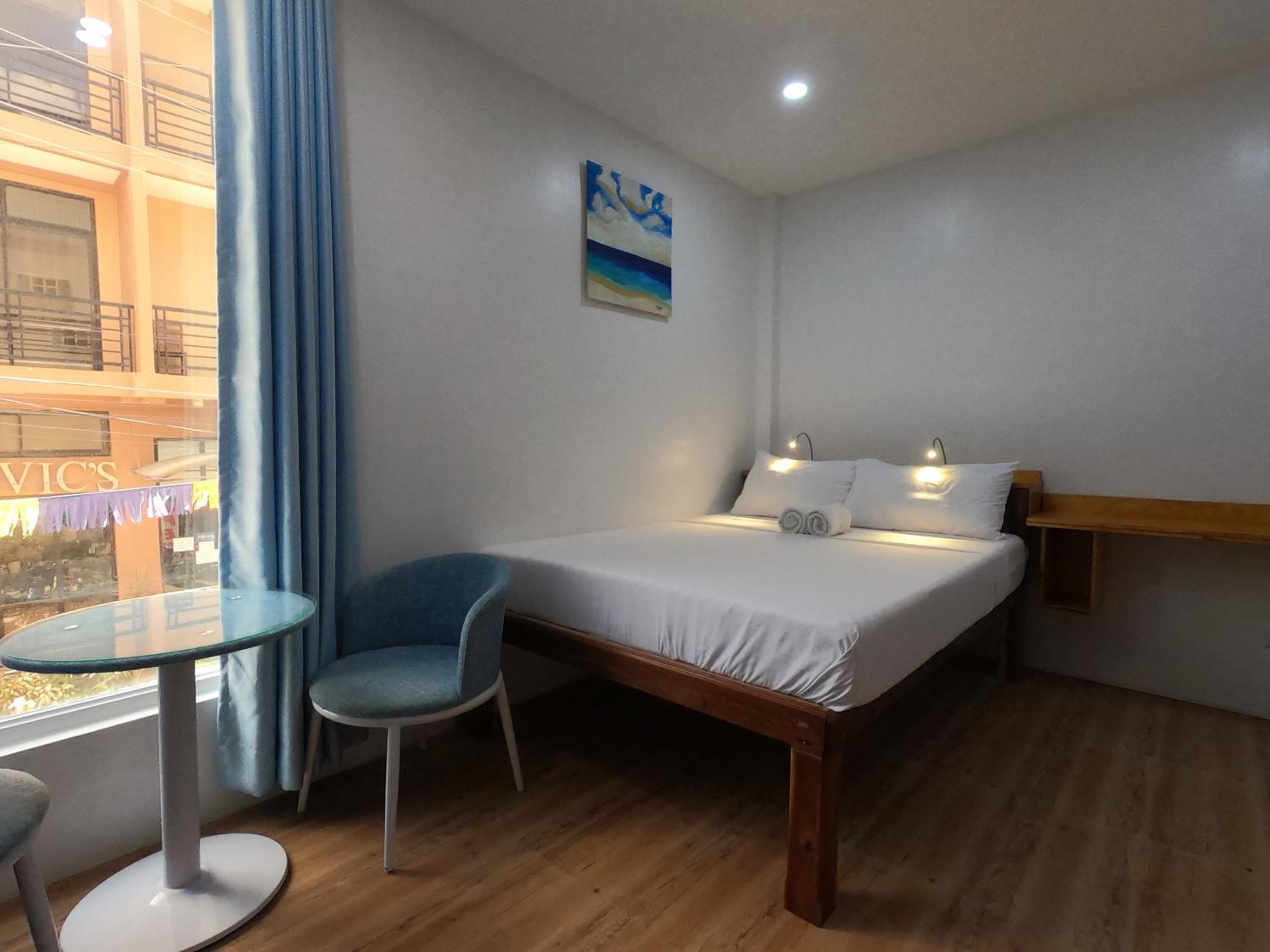 Double Room - Photo 7