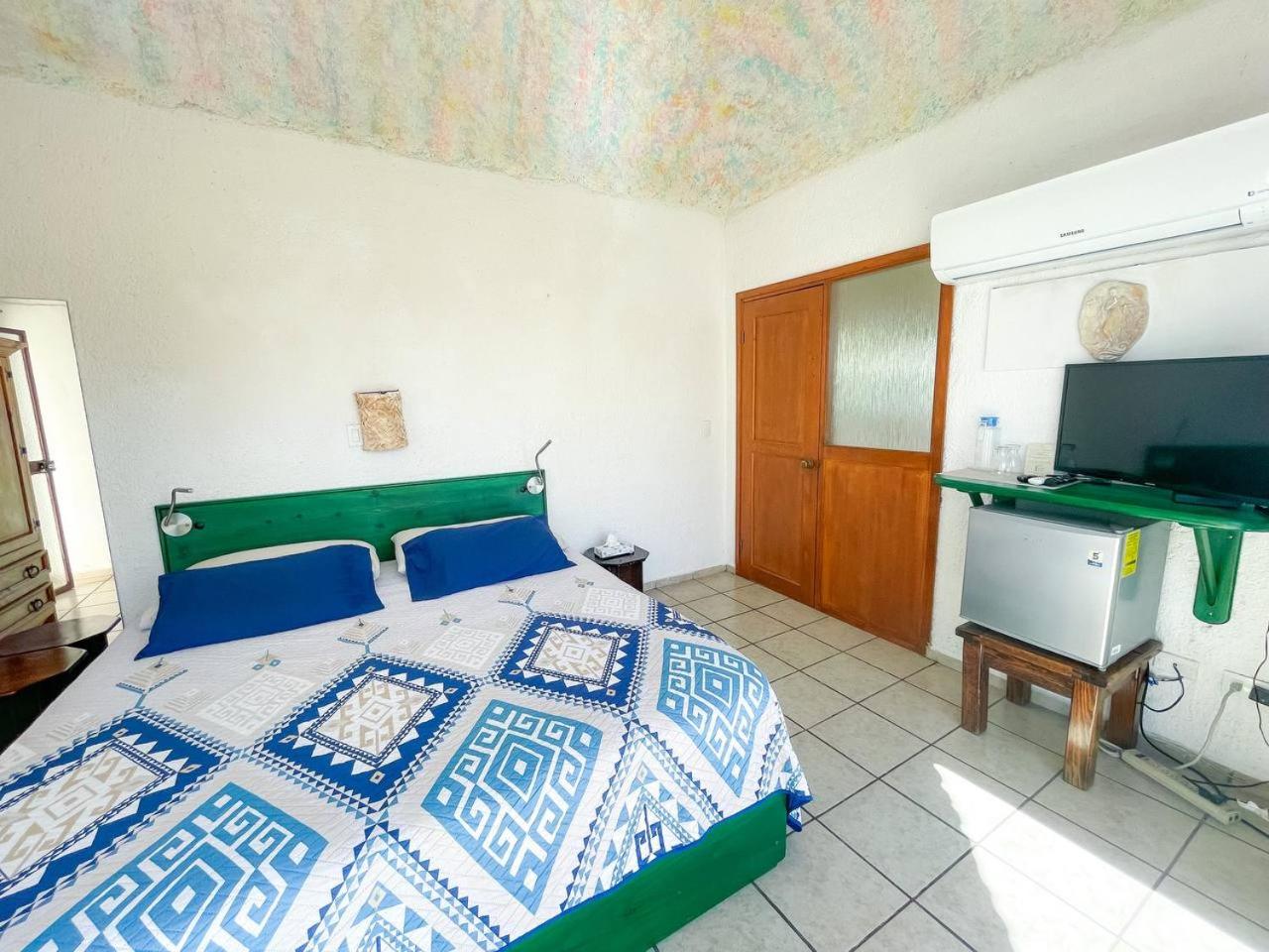 King Room with Balcony photo 1