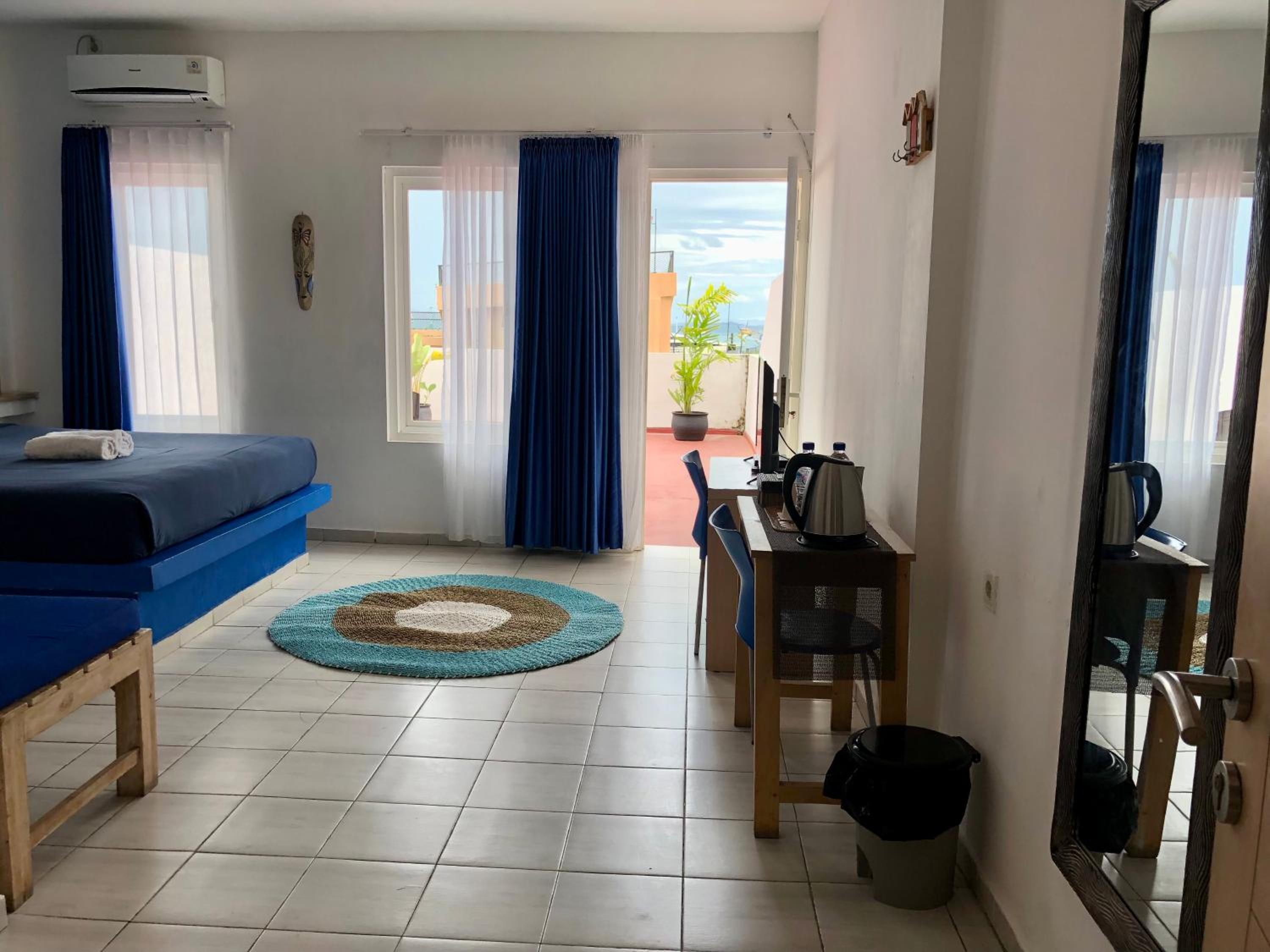 King Room with Sea View - Photo 7