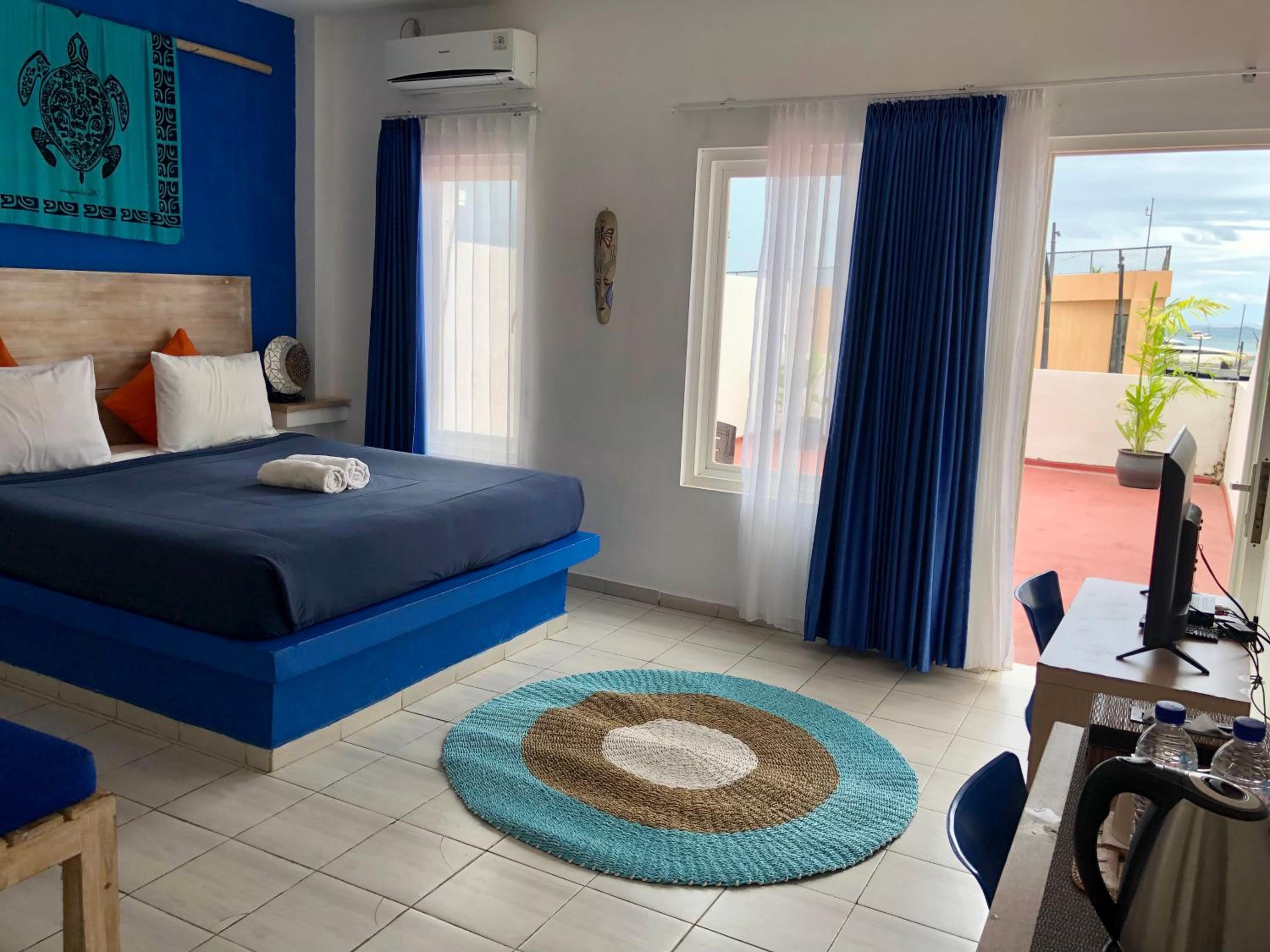 King Room with Sea View - Photo 9