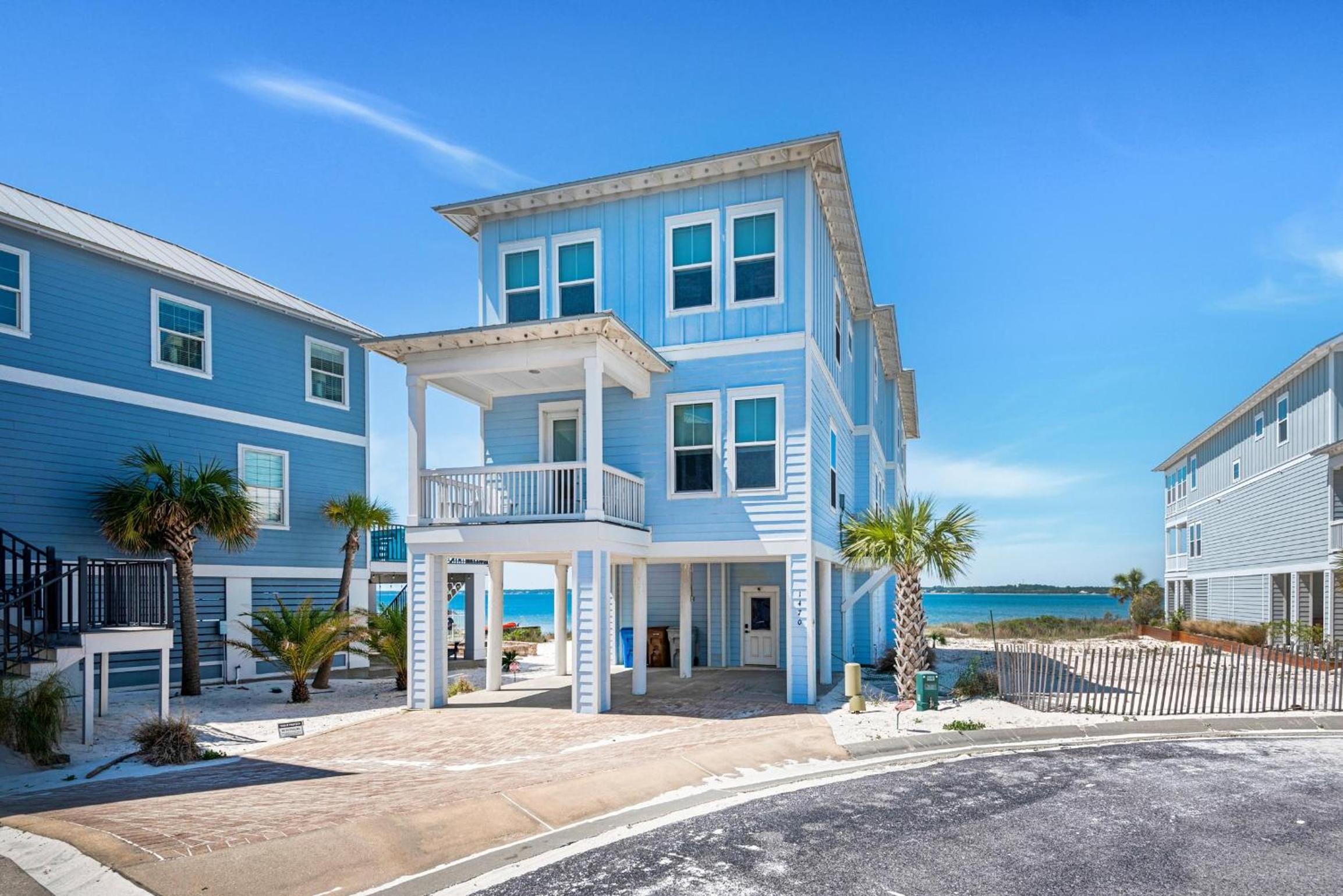 Four-Bedroom Holiday Home photo 1