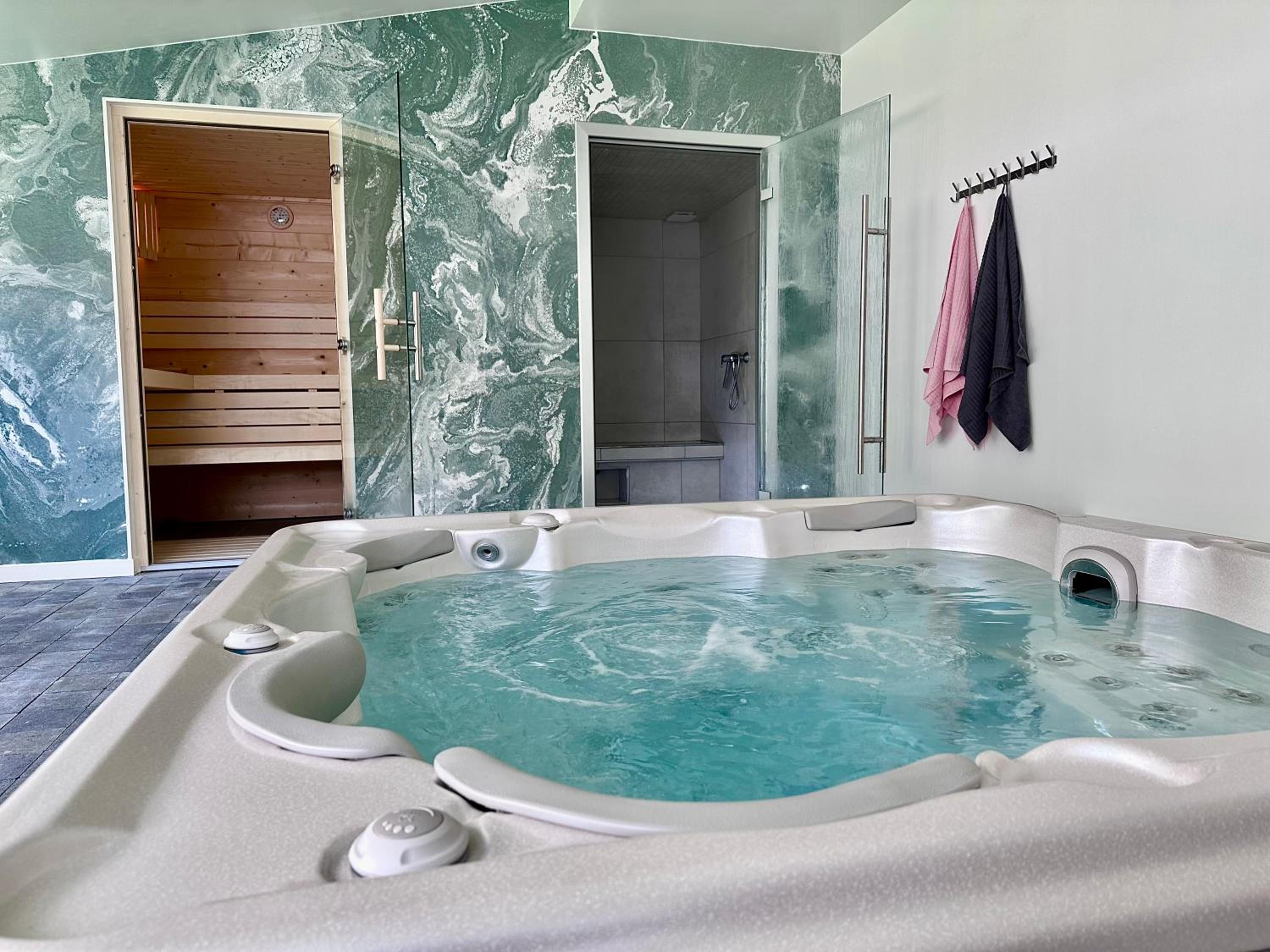 Double Room - Photo 5