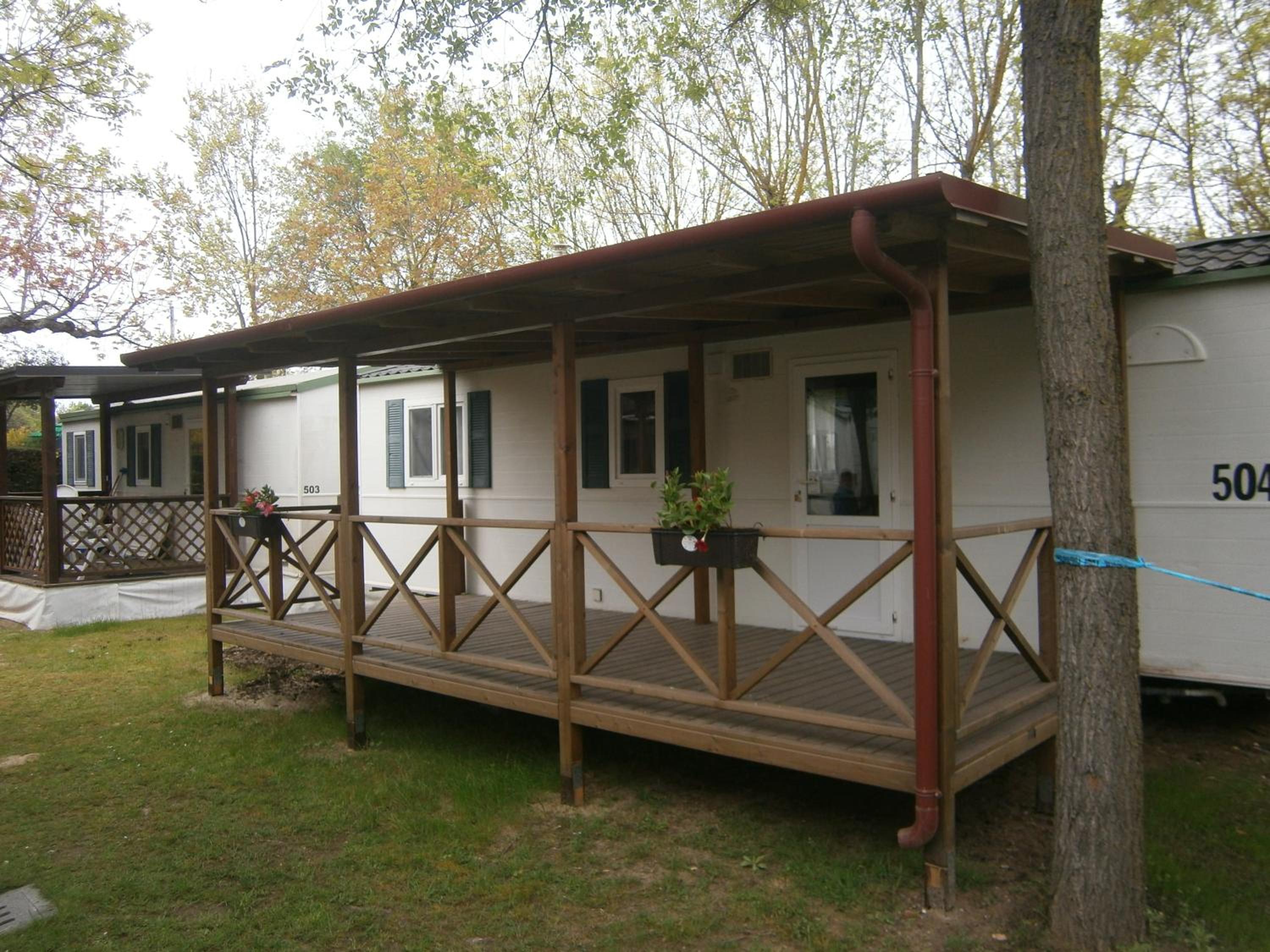 Mobile Home photo 2