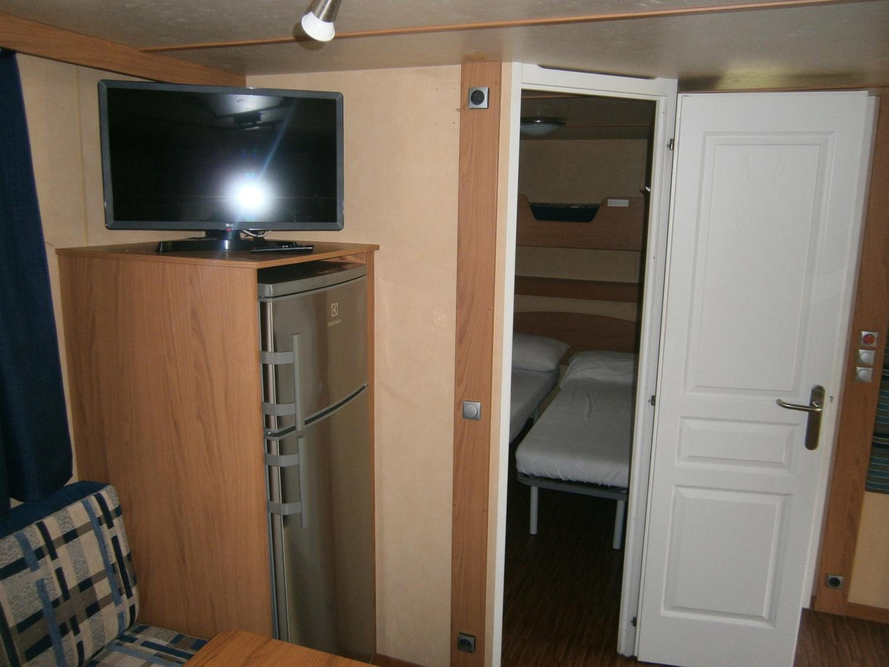 Mobile Home photo 1