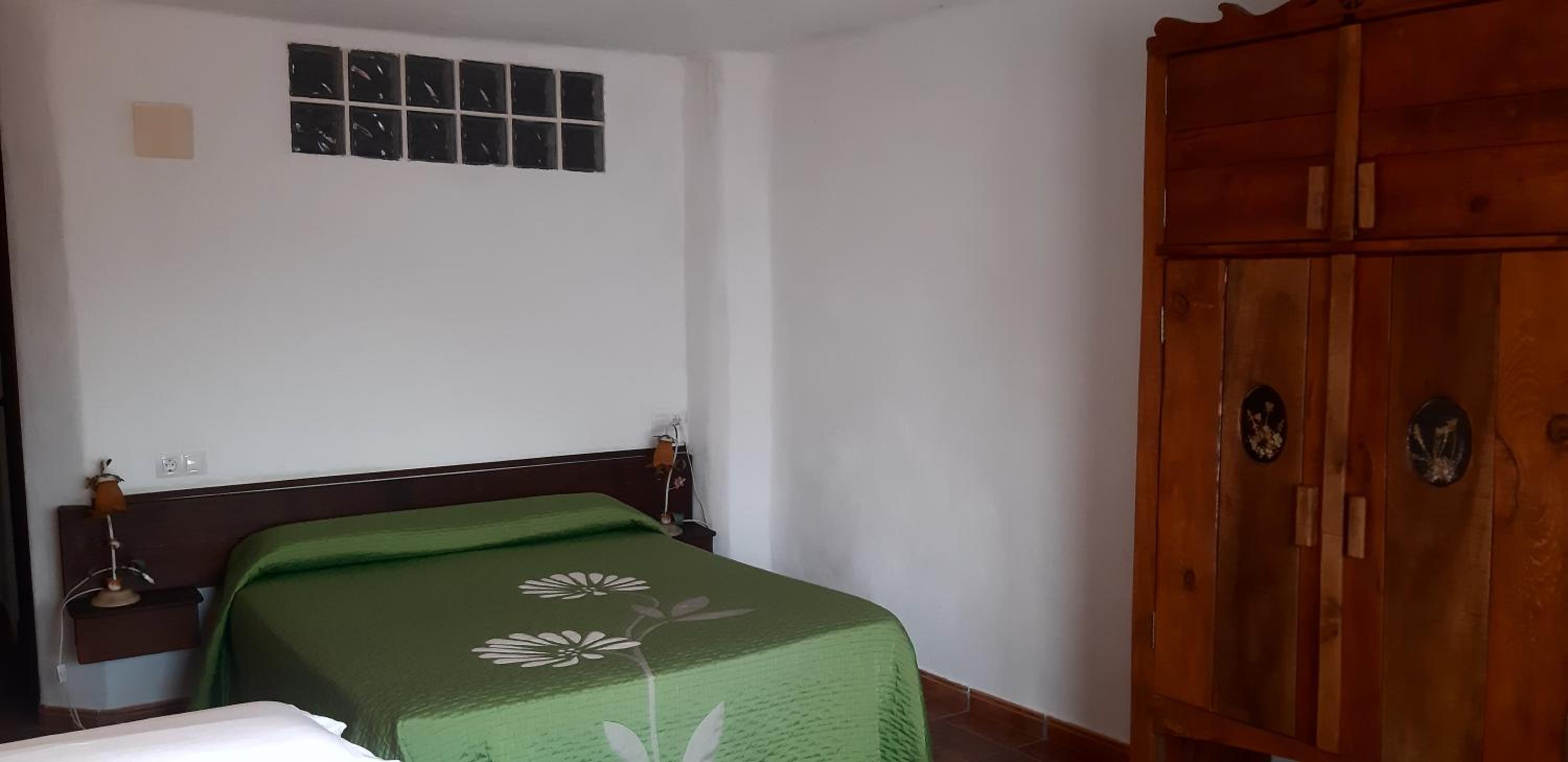 Casa de cuatro habitaciones