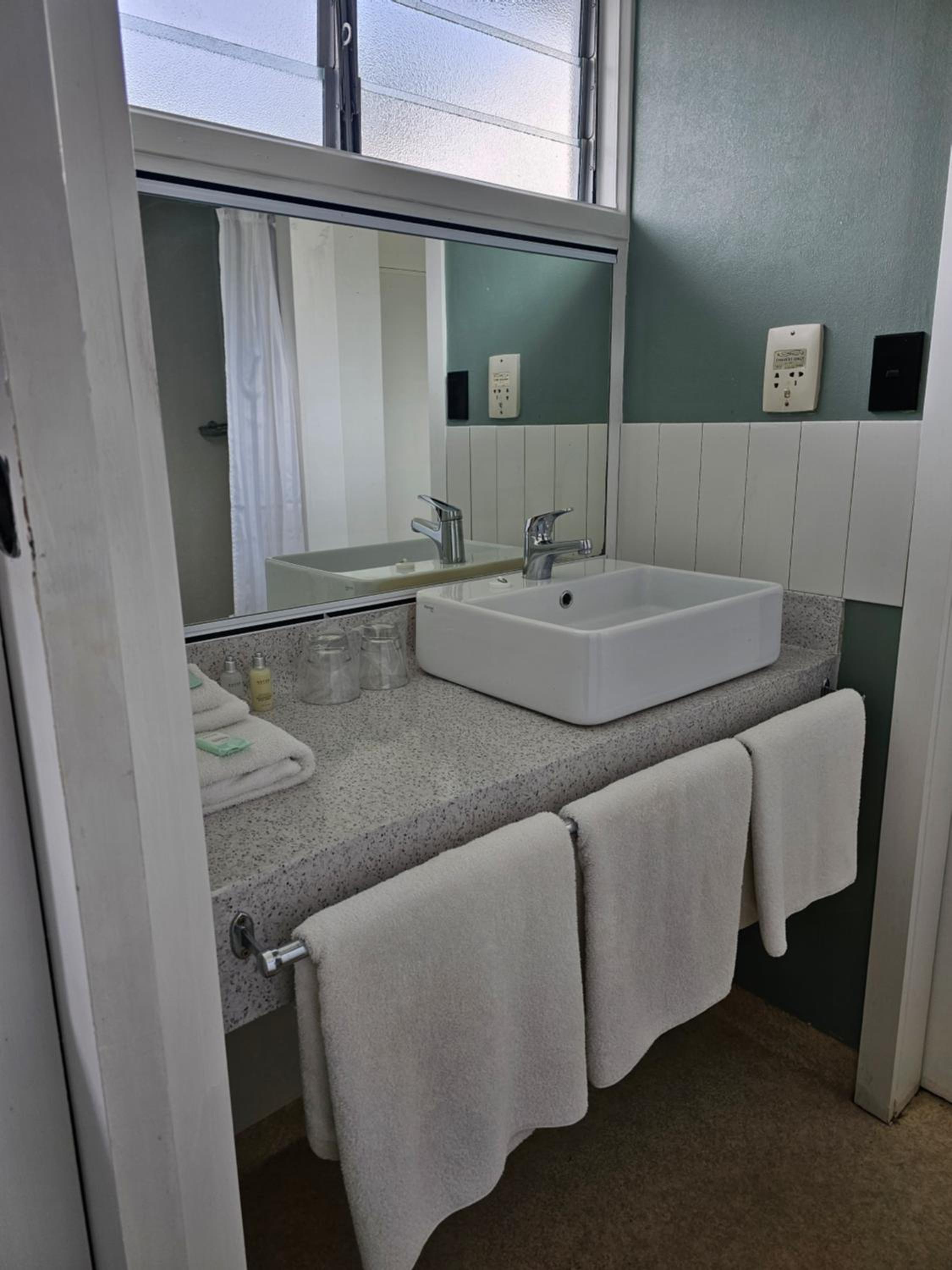 Triple Room - Photo 12