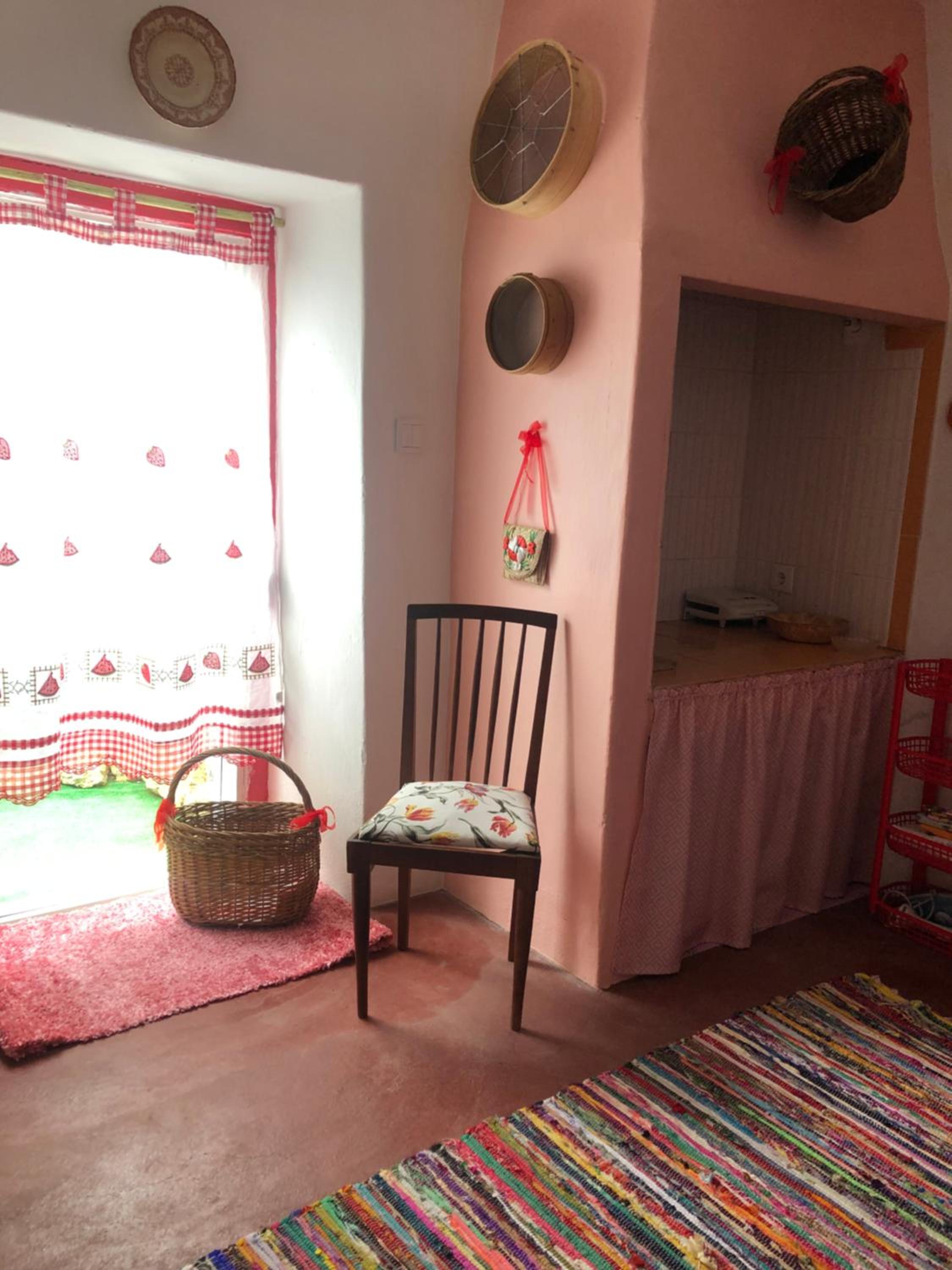Two-Bedroom House - Photo 5