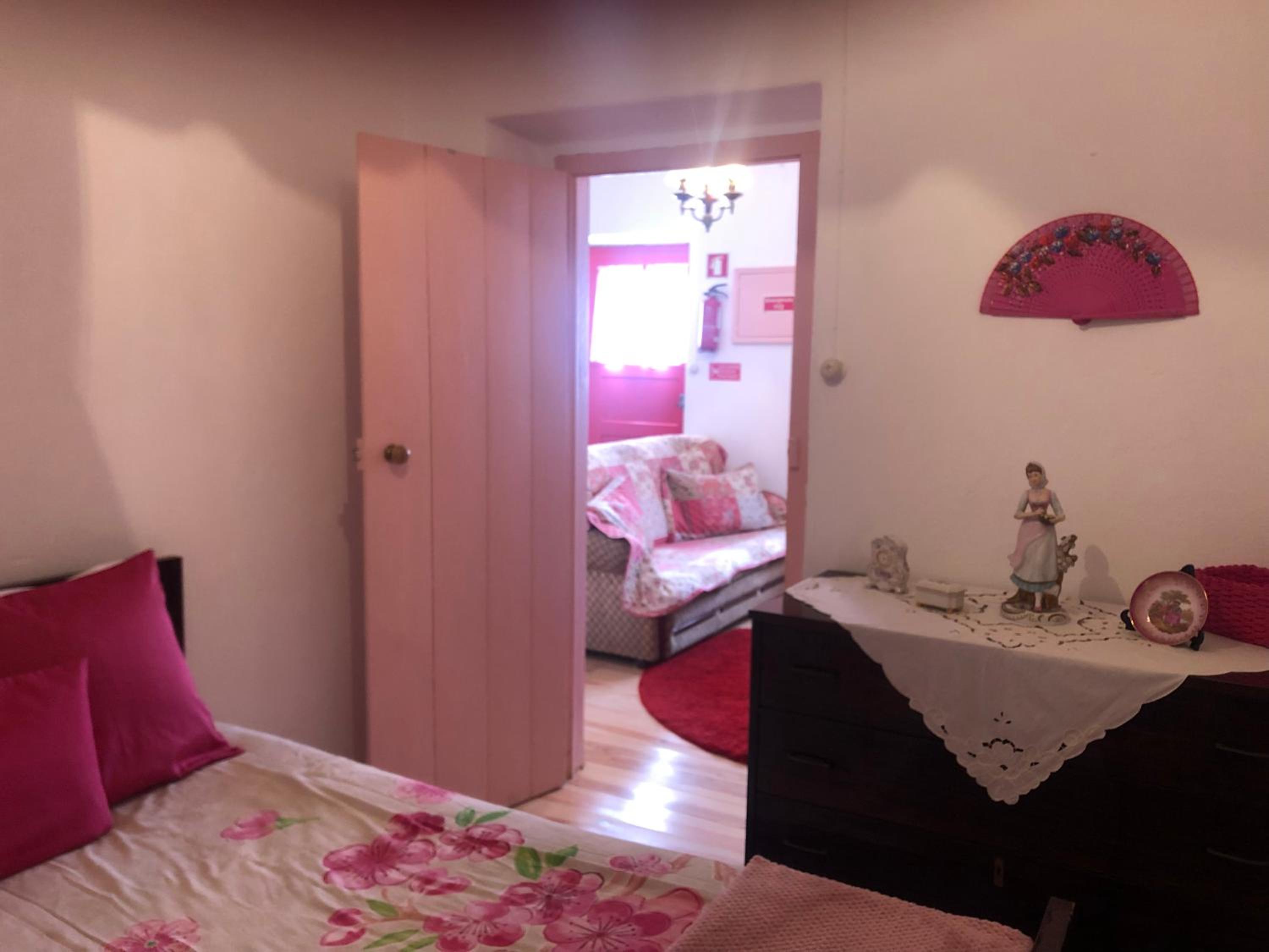 Two-Bedroom House - Photo 27